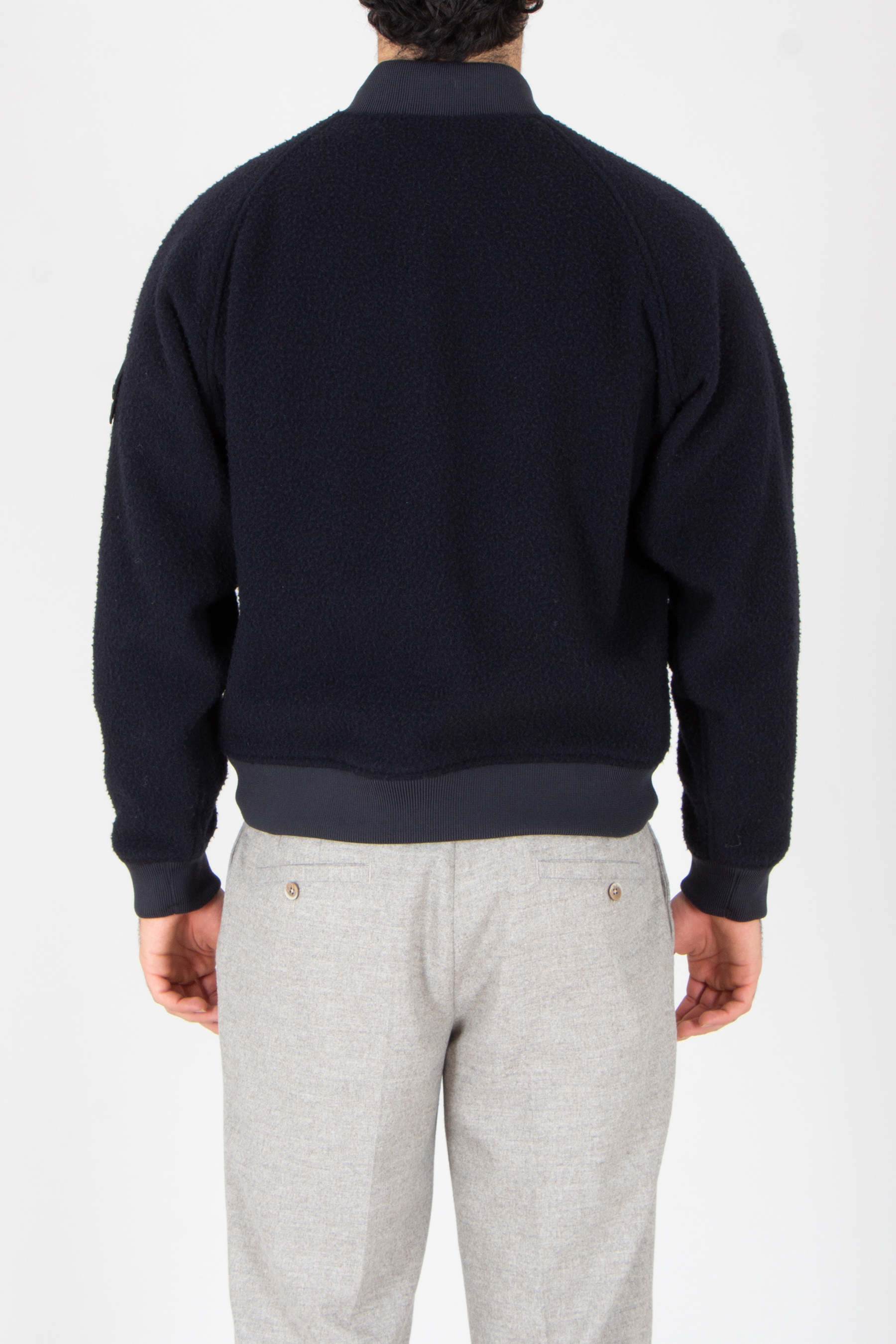 Strickwaren, Pullover, Sweatshirt, Mann, Person