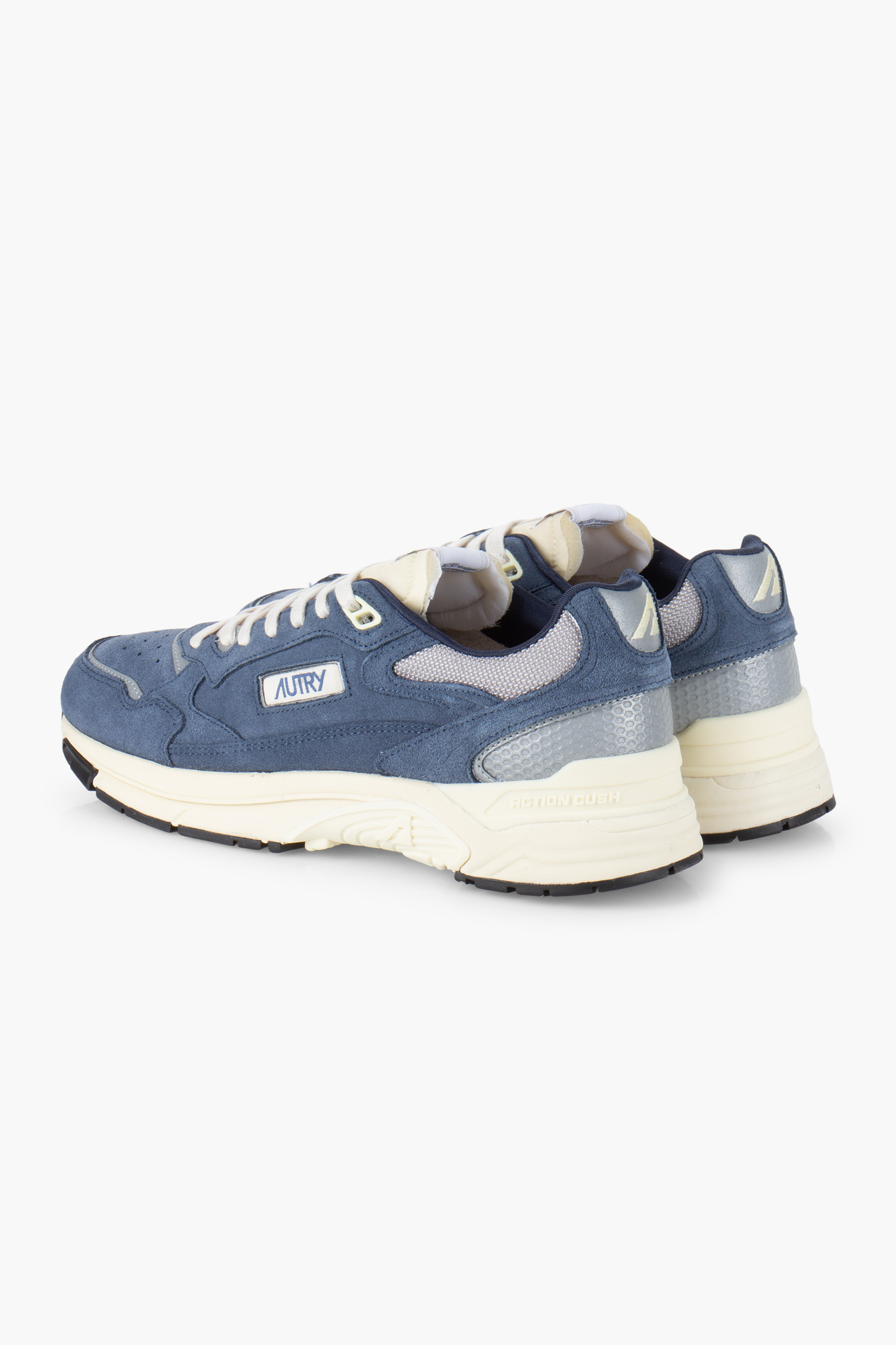 Schuhwerk, Schuh, Sneaker, Wildleder, Laufschuh