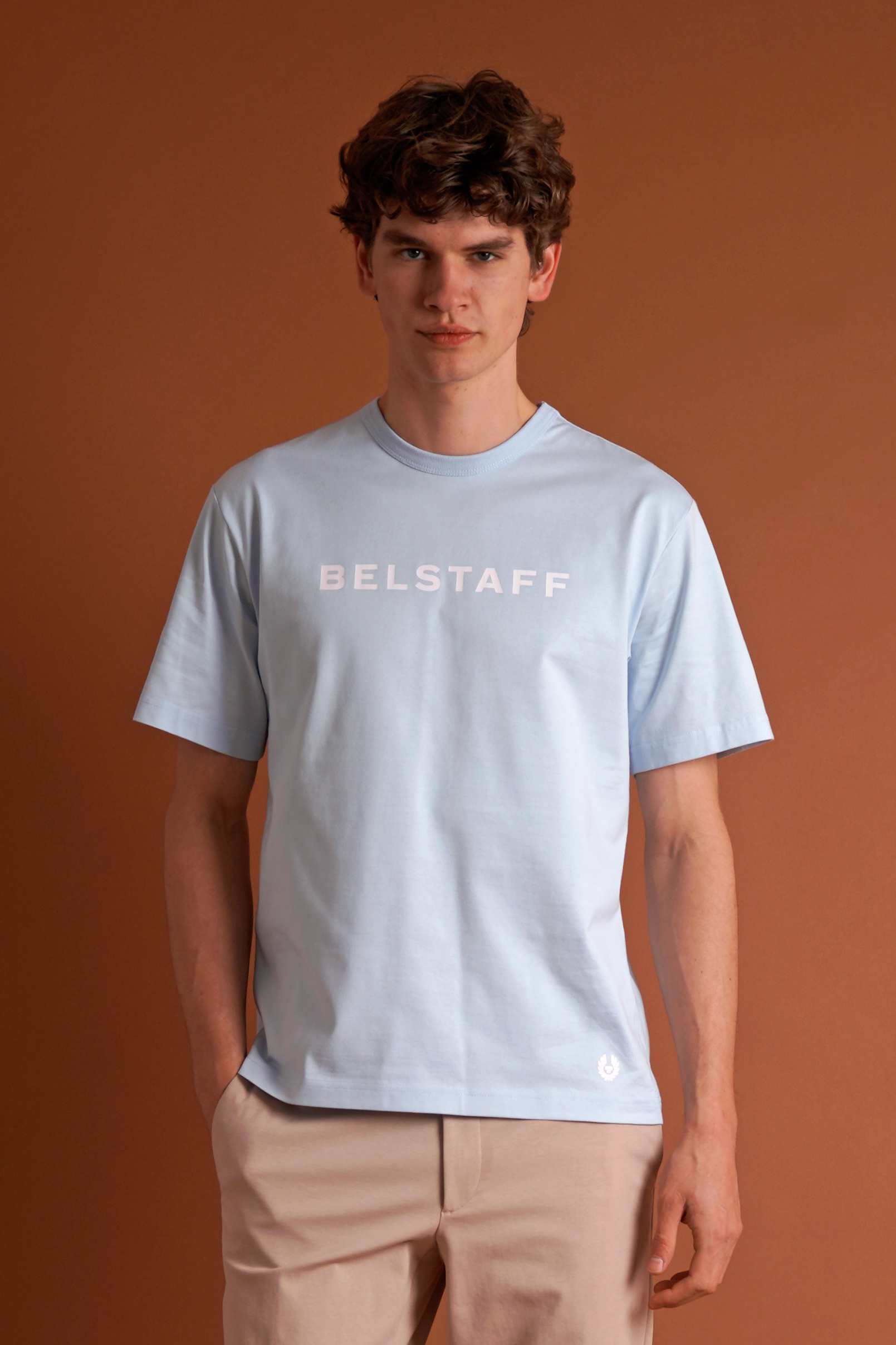 Bekleidung, T-shirt, Hemd, Person, Ärmel