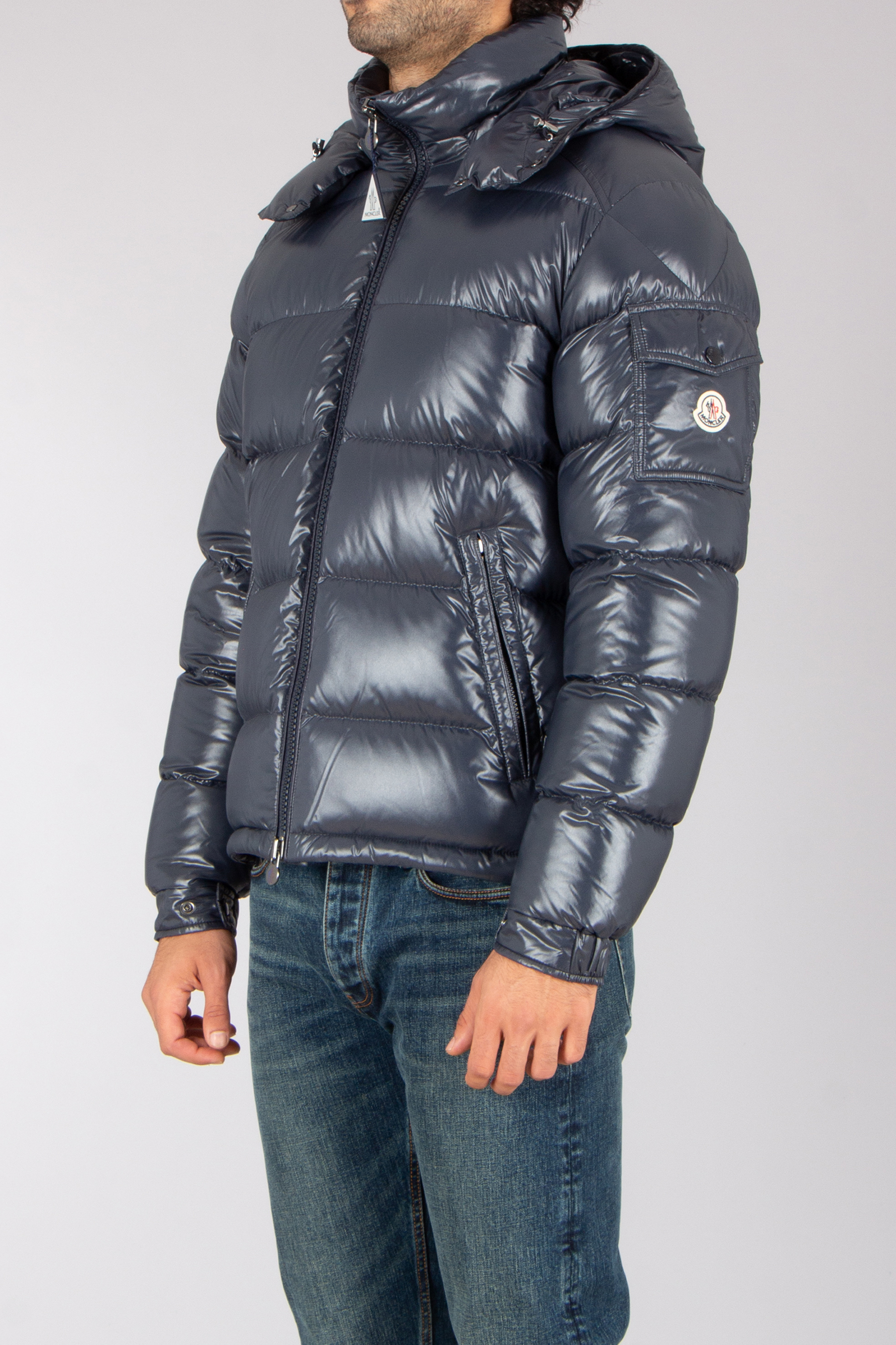 MONCLER Maya Regular Fit Nylon Laqué Down Jacket Bekleidung, Mantel, Jacke, Jeans, Hosen