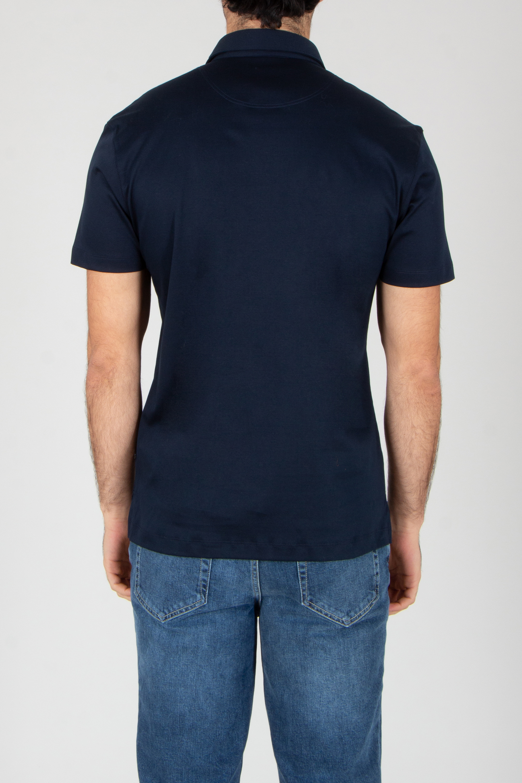 T-shirt, Hosen, Jeanshose, Hemd, Person