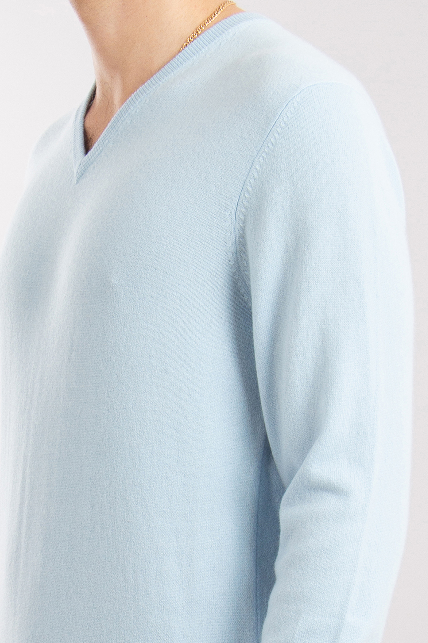 ALLUDE Cashmere V-Neck Sweater ALLUDE Cashmere V-Neck Sweater