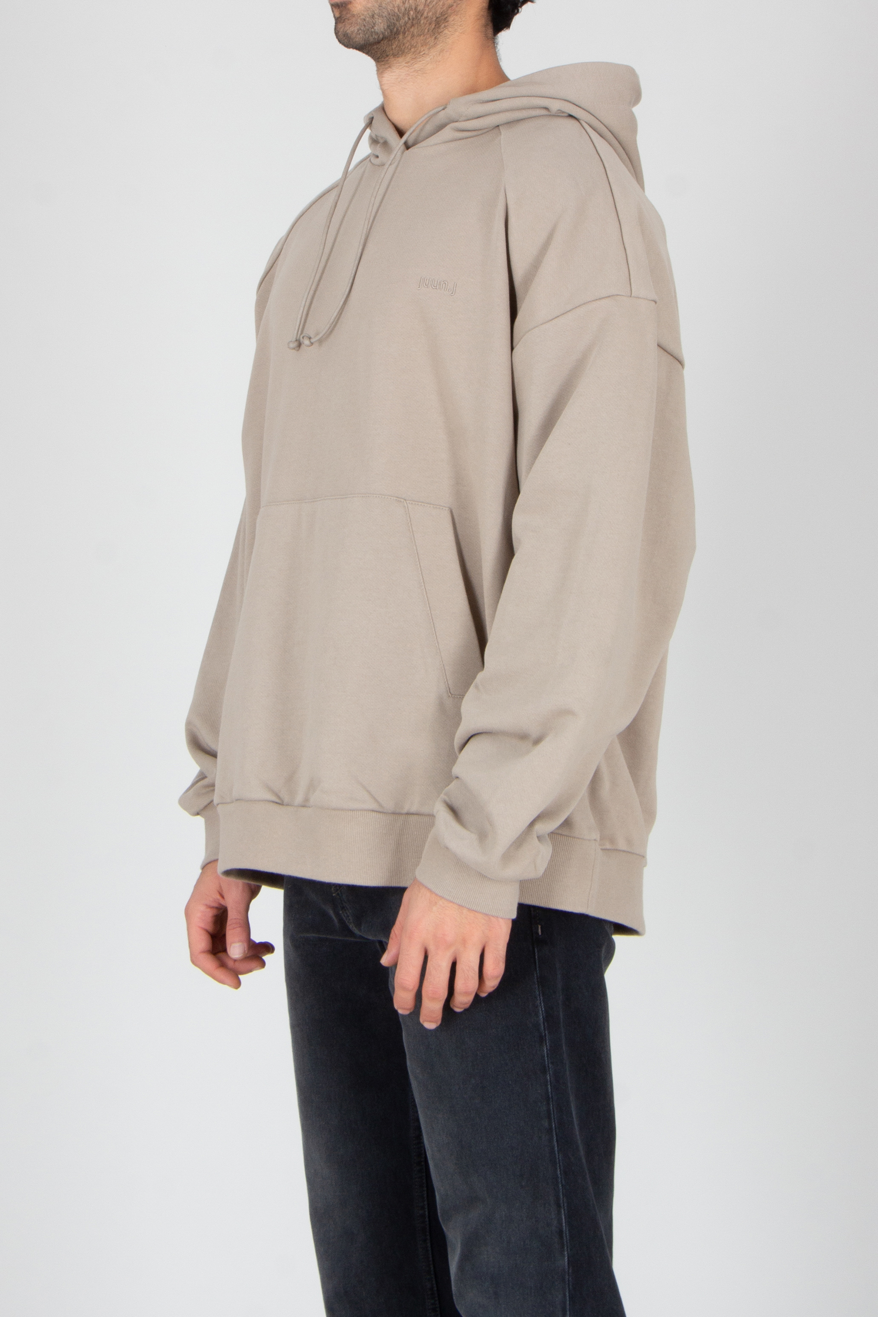 Mantel, Pullover, Sweatshirt, Kapuzenpulli, Jeanshose