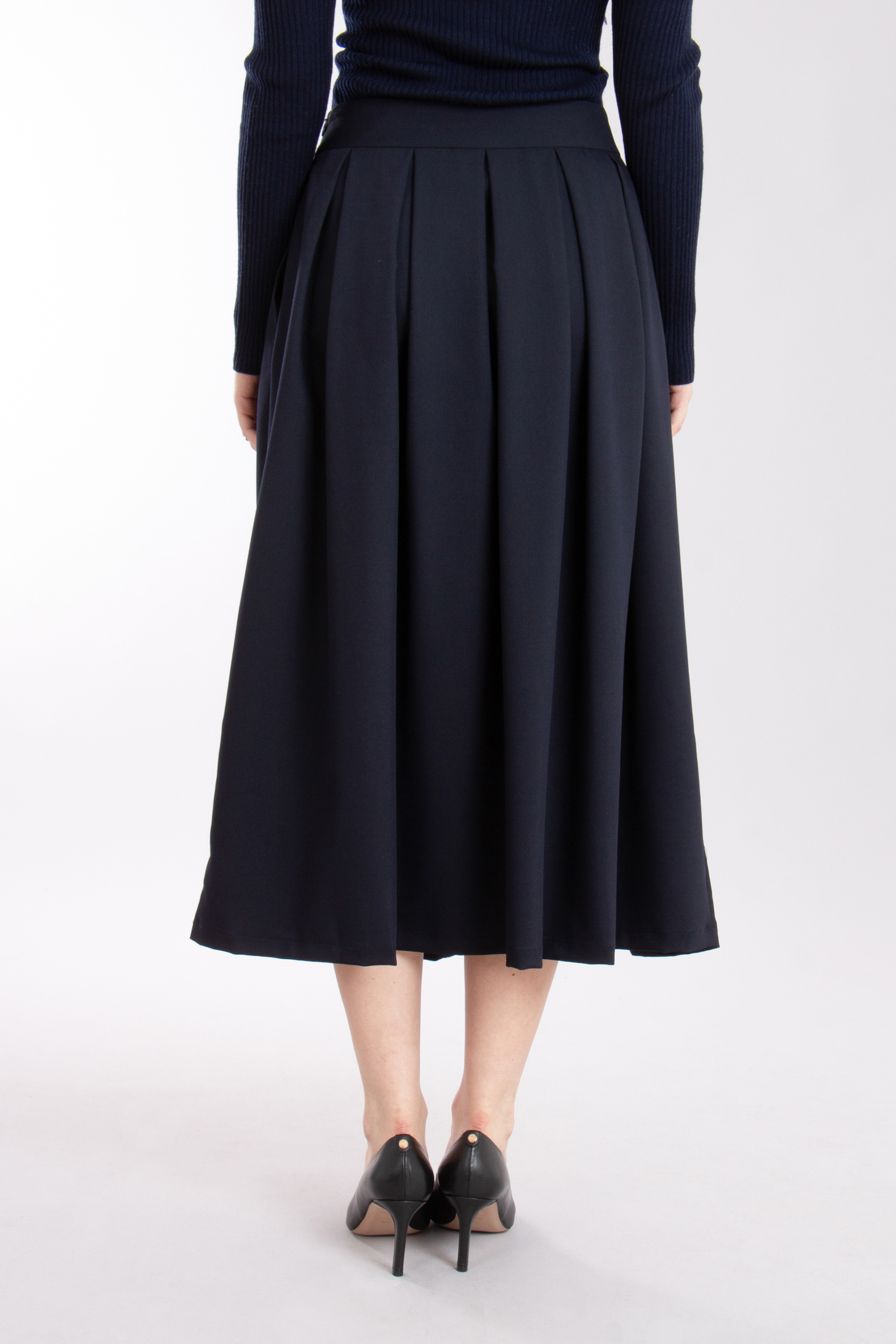 0039 ITALY Pleated Stretch Flannel Midi Skirt Kylie 0039 ITALY Pleated Stretch Flannel Midi Skirt Kylie