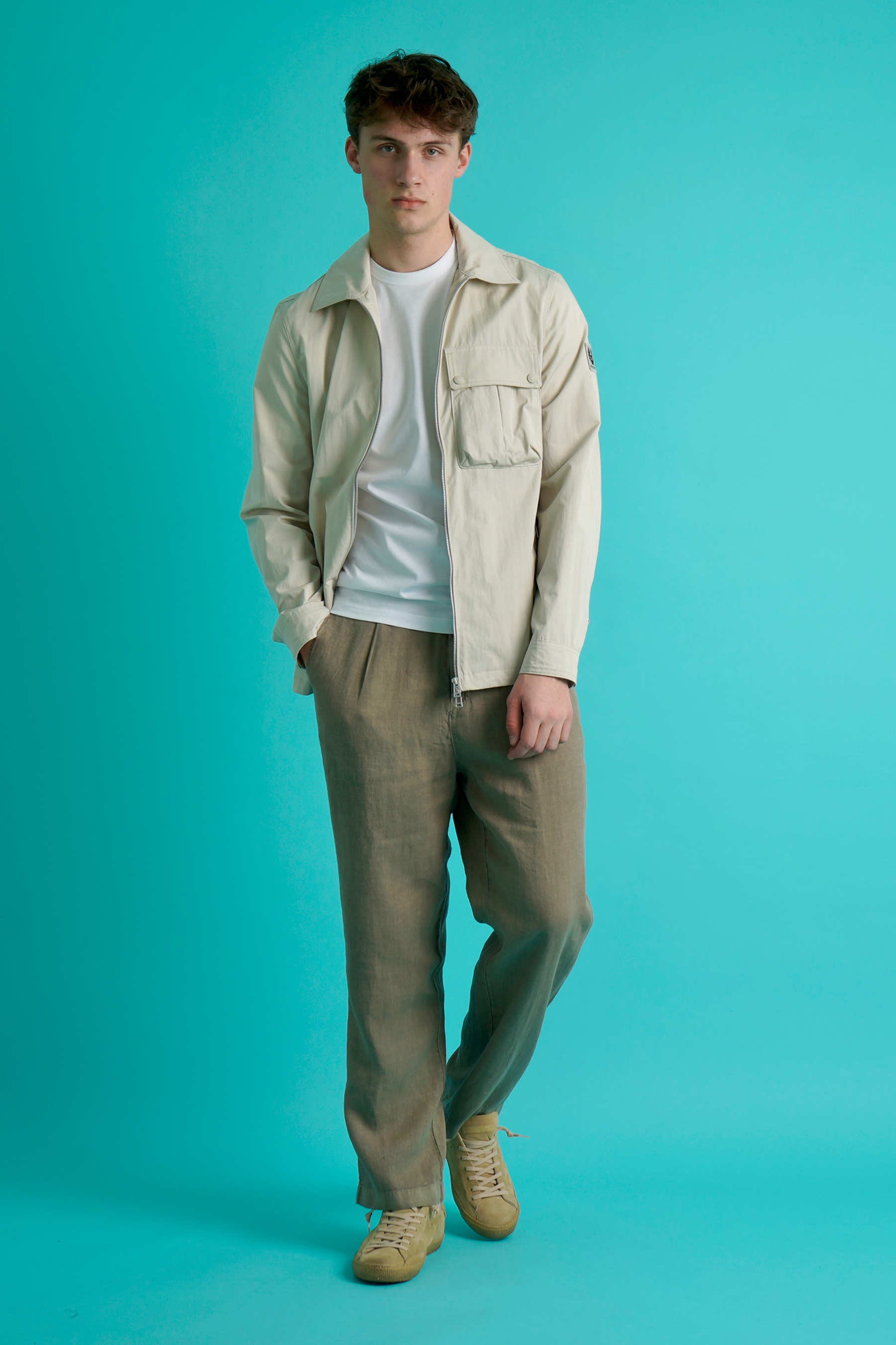 BELSTAFF Regular Fit Milled Linen Overshirt Forge Hemd, Hosen, Person, Stehend, Mantel