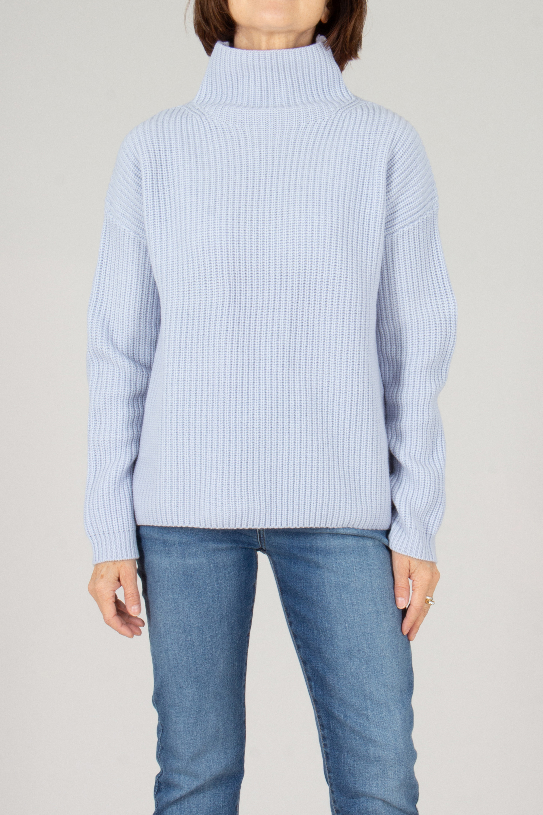 Strickwaren, Pullover, Jeanshose, Hosen, Langarm