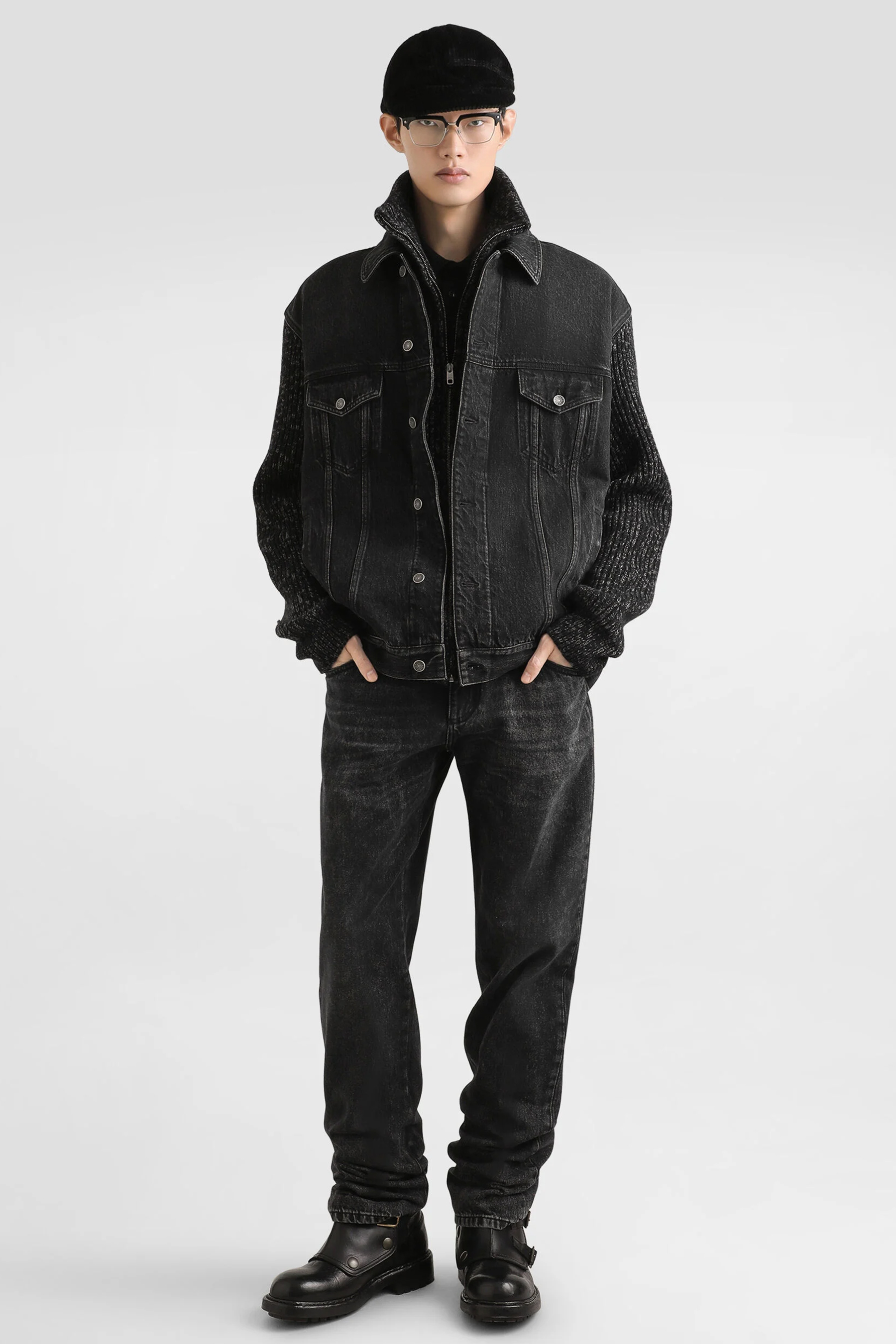 DOLCE & GABBANA Classic Fit Cotton Denim Jeans Mantel, Jacke, Hosen, Weste, Person