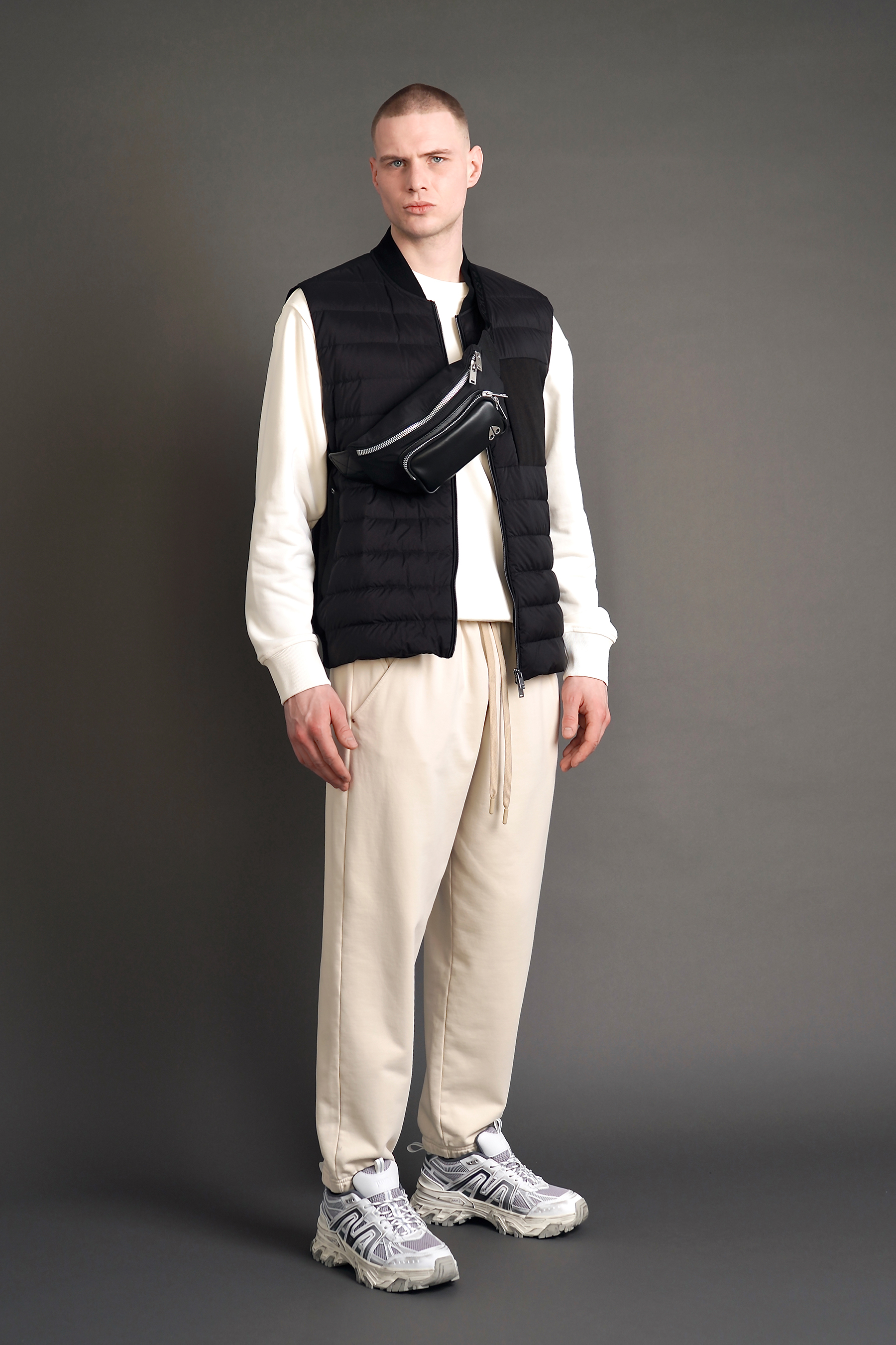 MOOSE KNUCKLES Air Down Anderson Hybrid Vest