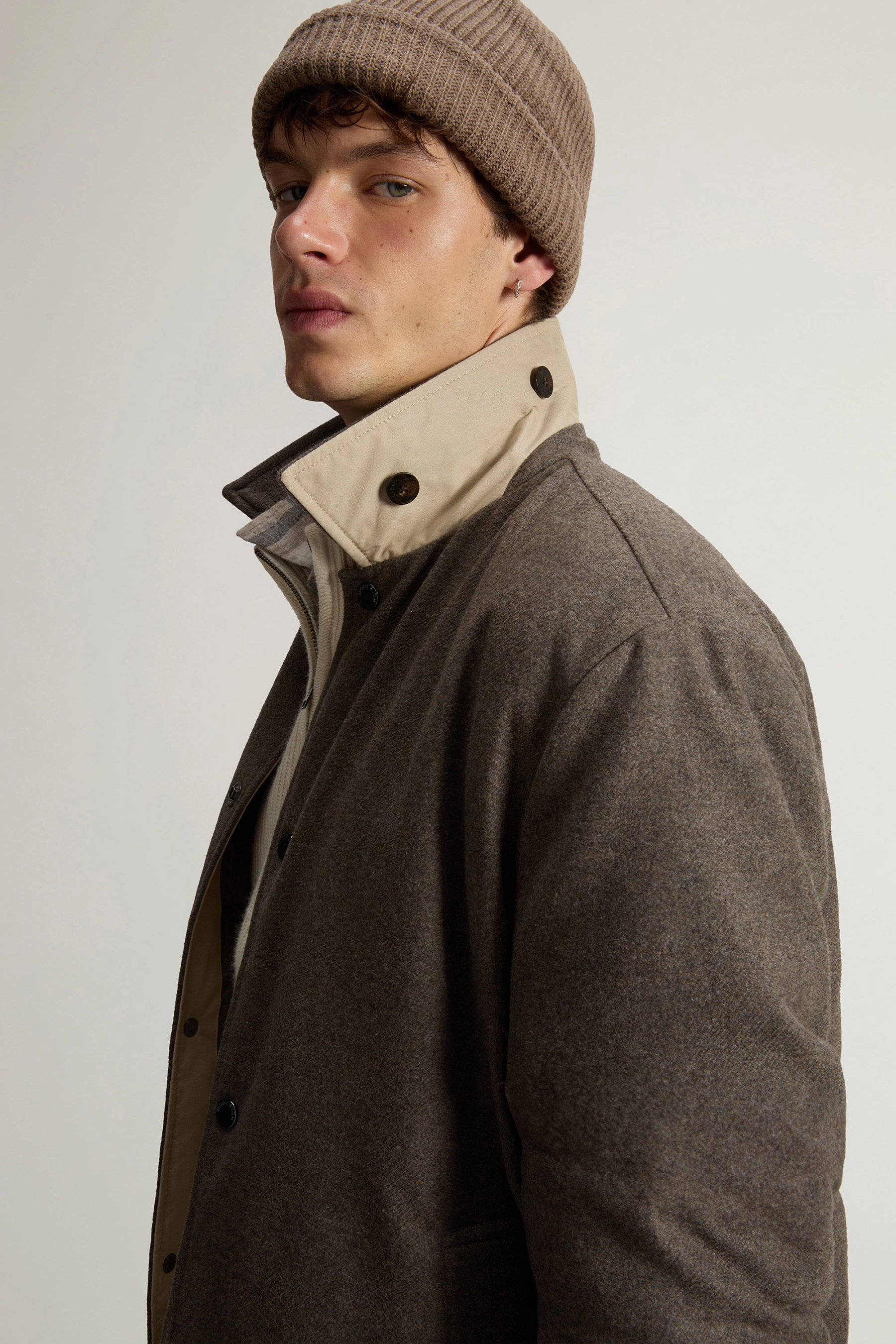 Mantel, Mütze, Hut, Person