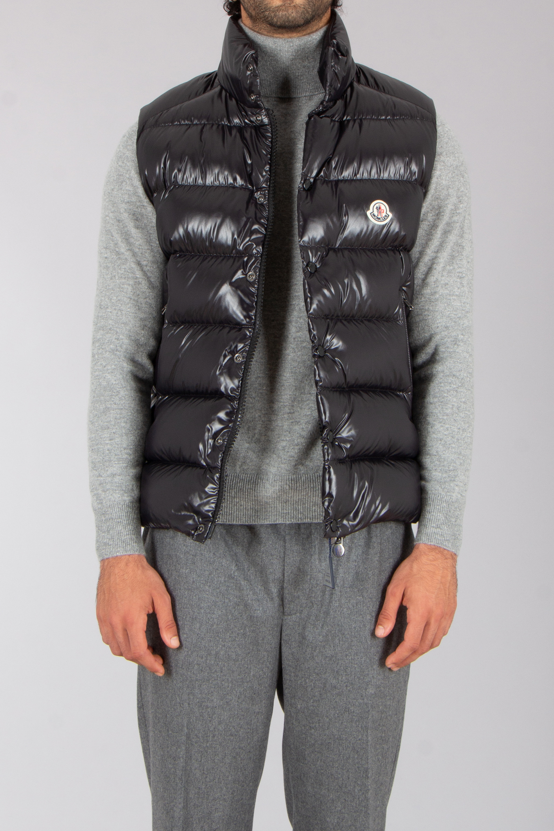 MONCLER Tibb Regular Fit Nylon Laqué Down Vest Bekleidung, Weste, Rettungsweste, Mantel, Jacke