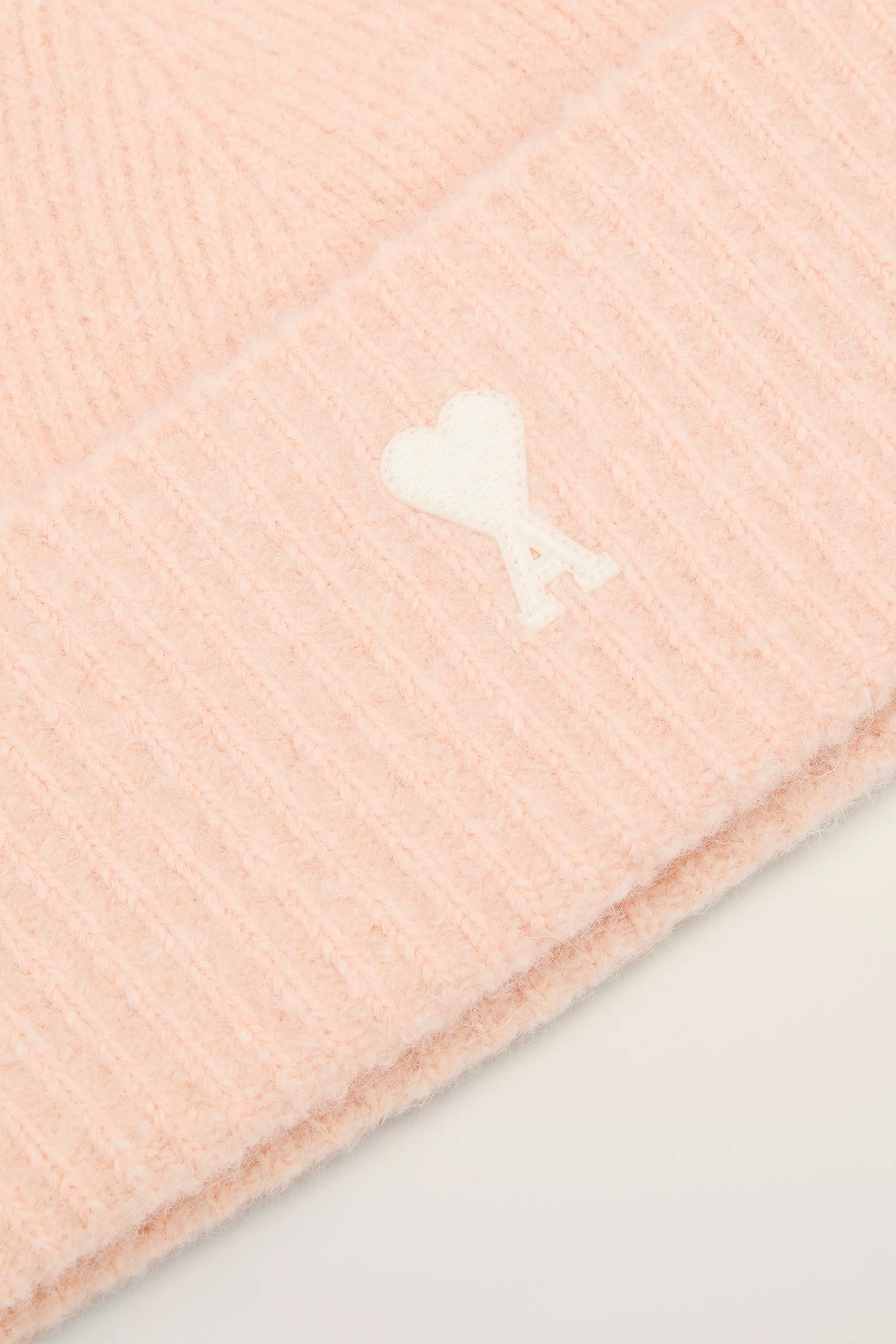 AMI PARIS Ami De Coeur Alpaca Blend Beanie Dekoration für Zuhause, Teppich