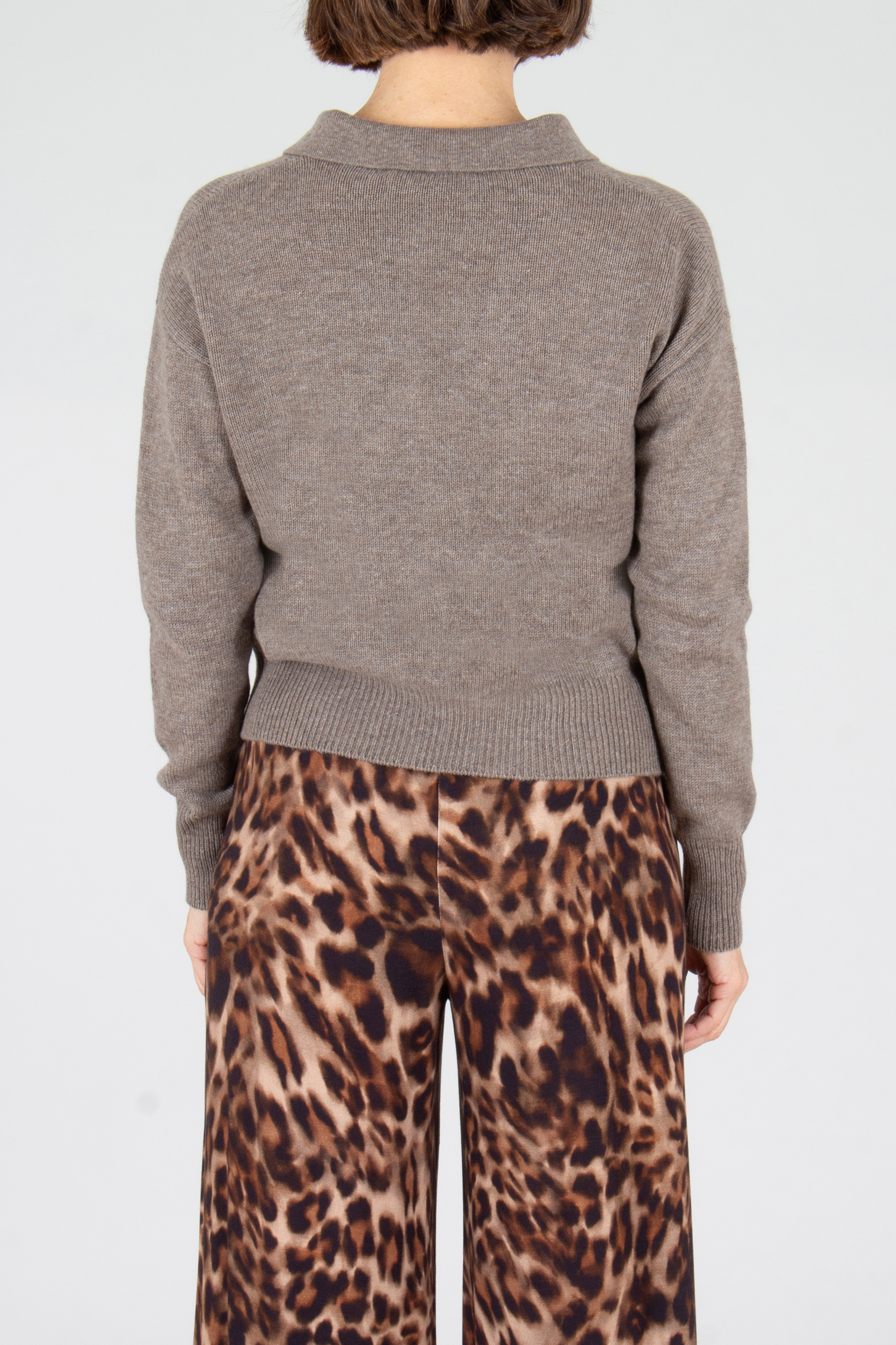 Bekleidung, Strickwaren, Pullover, Person, Langarm