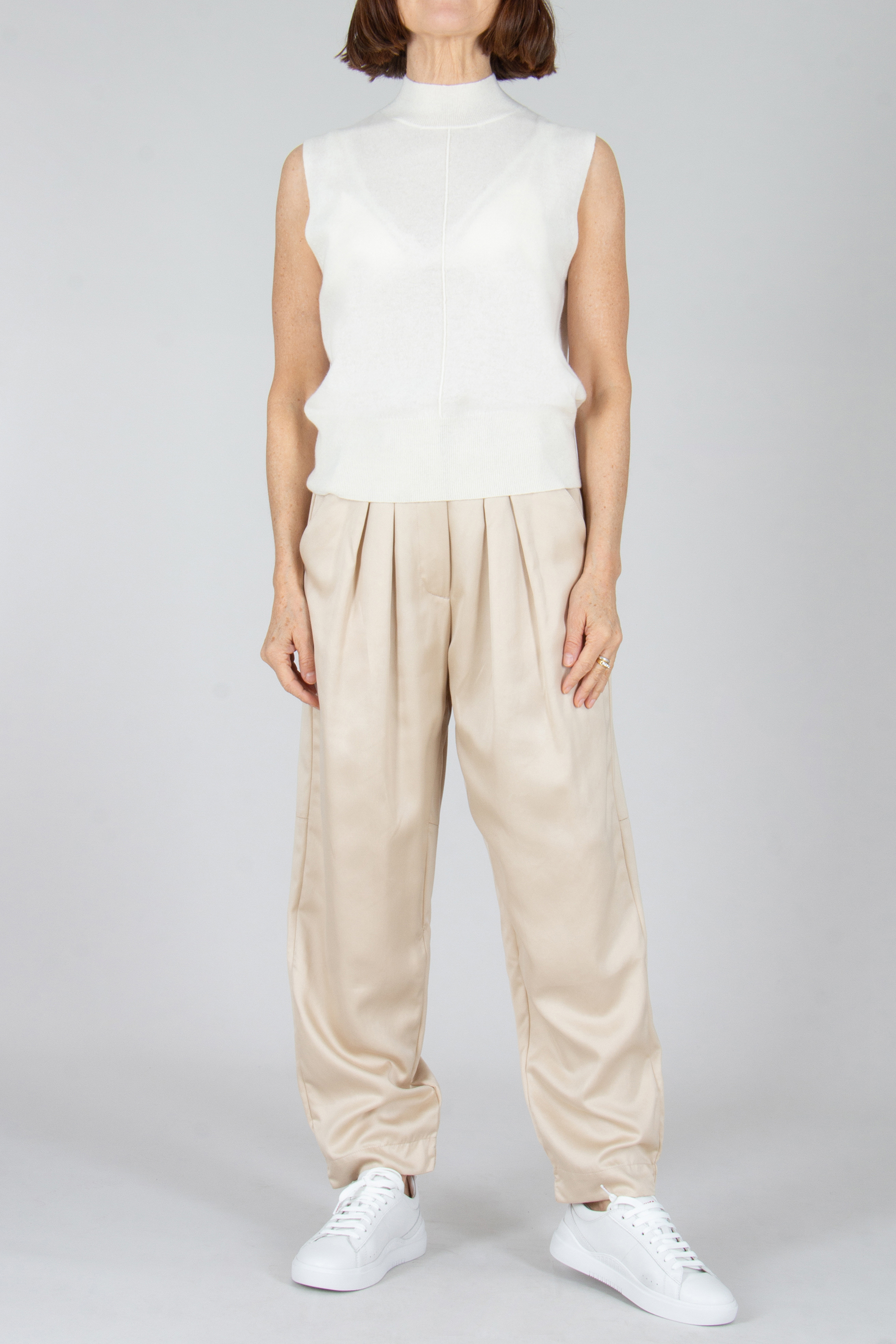 Dekoration für Zuhause, Leinen, Hosen, Bluse, Person