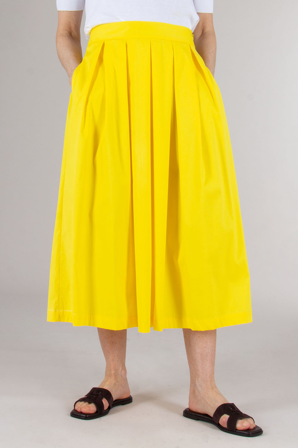 0039 ITALY Long Pleated Skirt Kylie