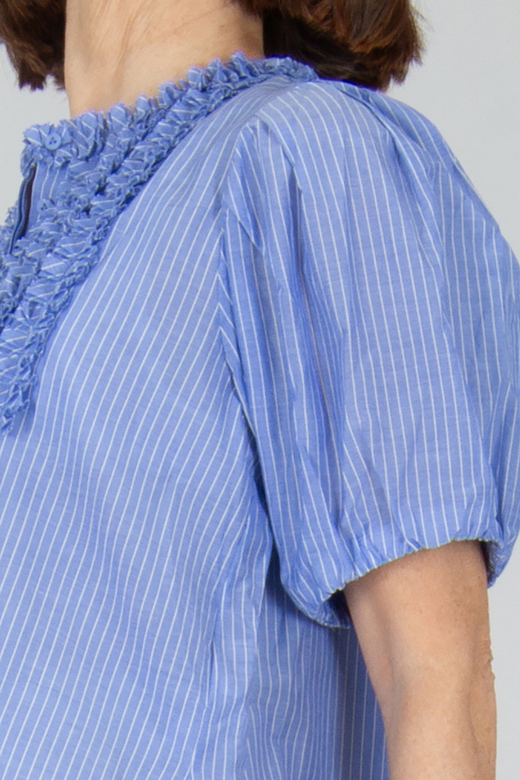 Bluse, Kleidung, Person, Ärmel