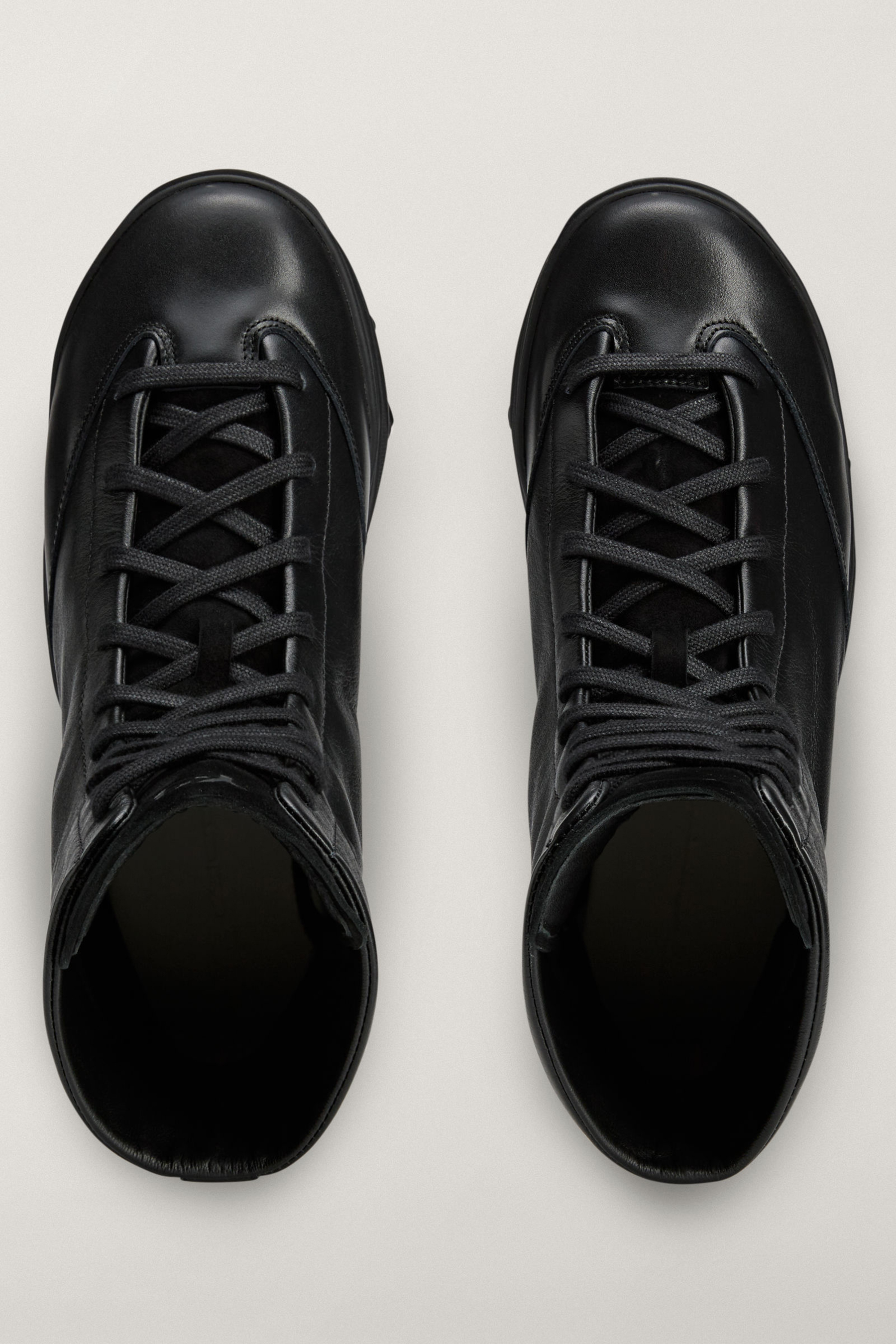 Y-3 Leather Sneakers GSG9 High Bekleidung, Schuhwerk, Schuh, Sneaker
