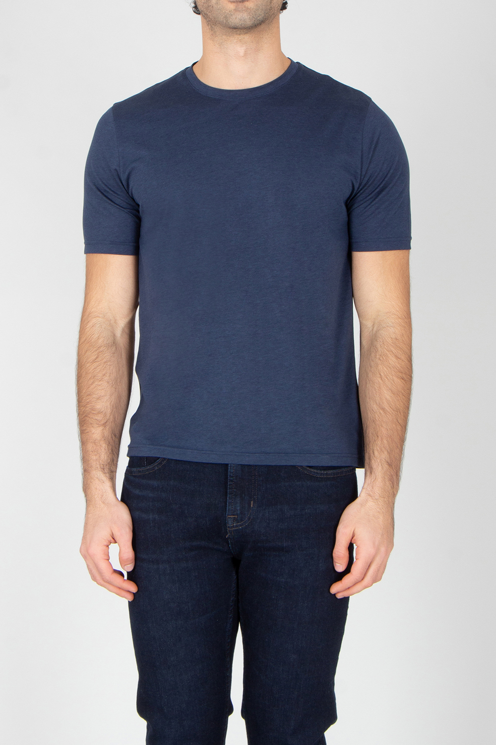 T-shirt, Jeans, Erwachsener, Mann, Person