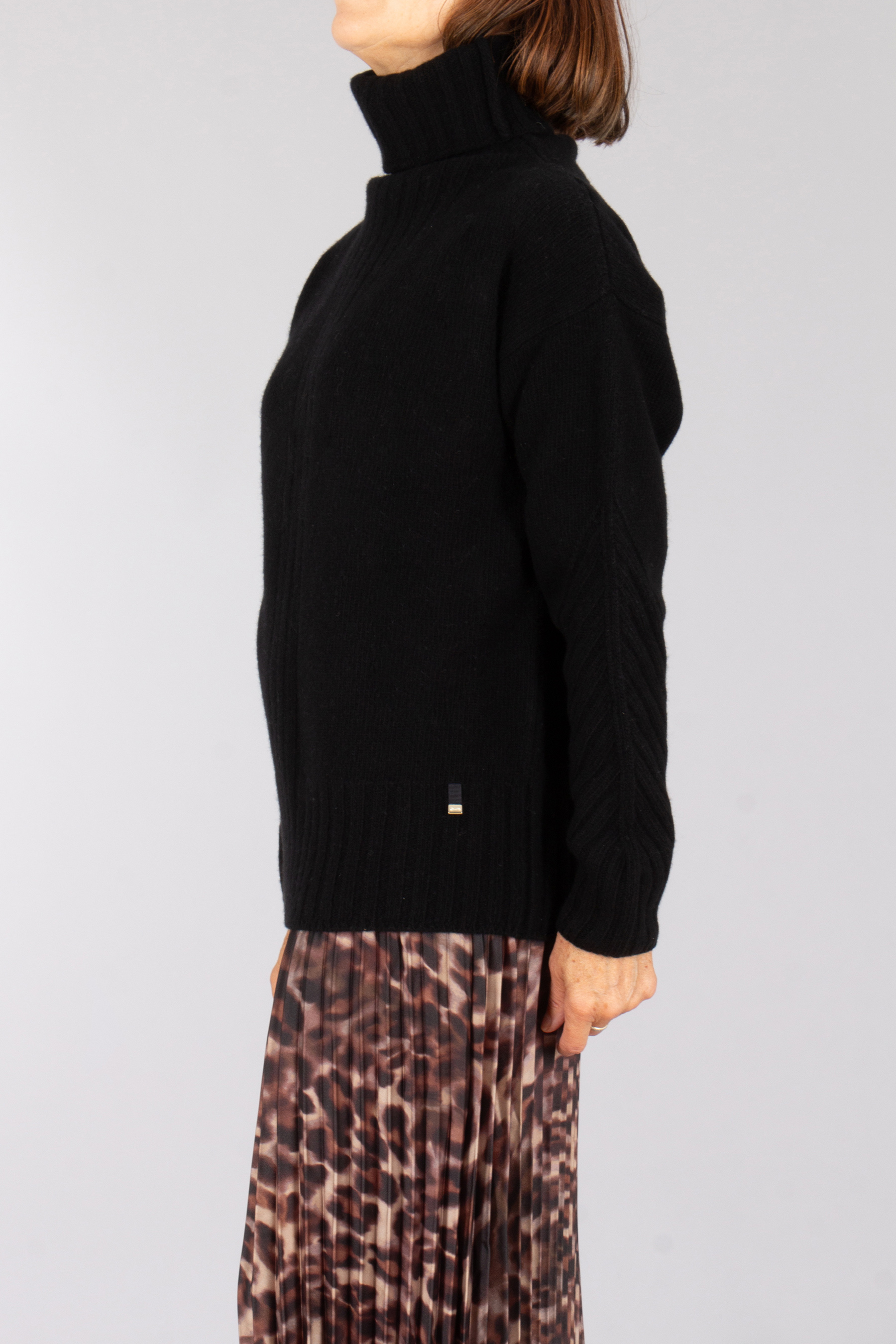 HERNO Relaxed Fit Wool Turtleneck Sweater Bekleidung, Strickwaren, Pullover