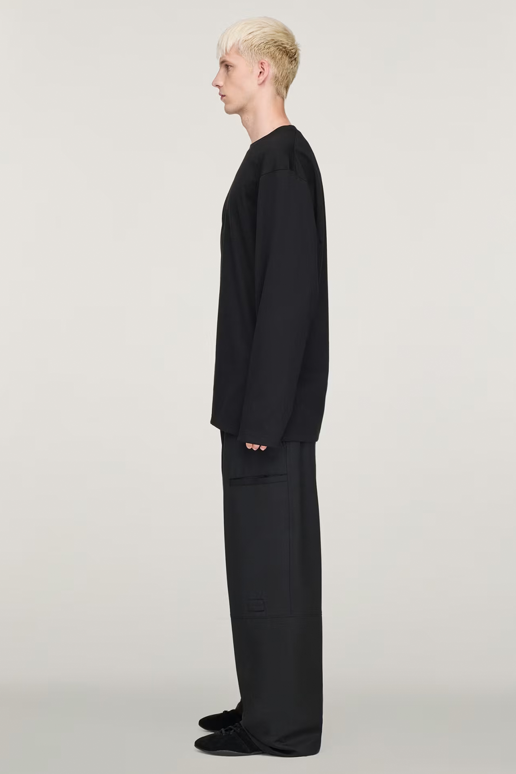 Y-3 Oversized Fit Refined Wool Stretch Blend Cuffed Pants Formelle Kleidung, Anzug, Langarm, Mantel, Person