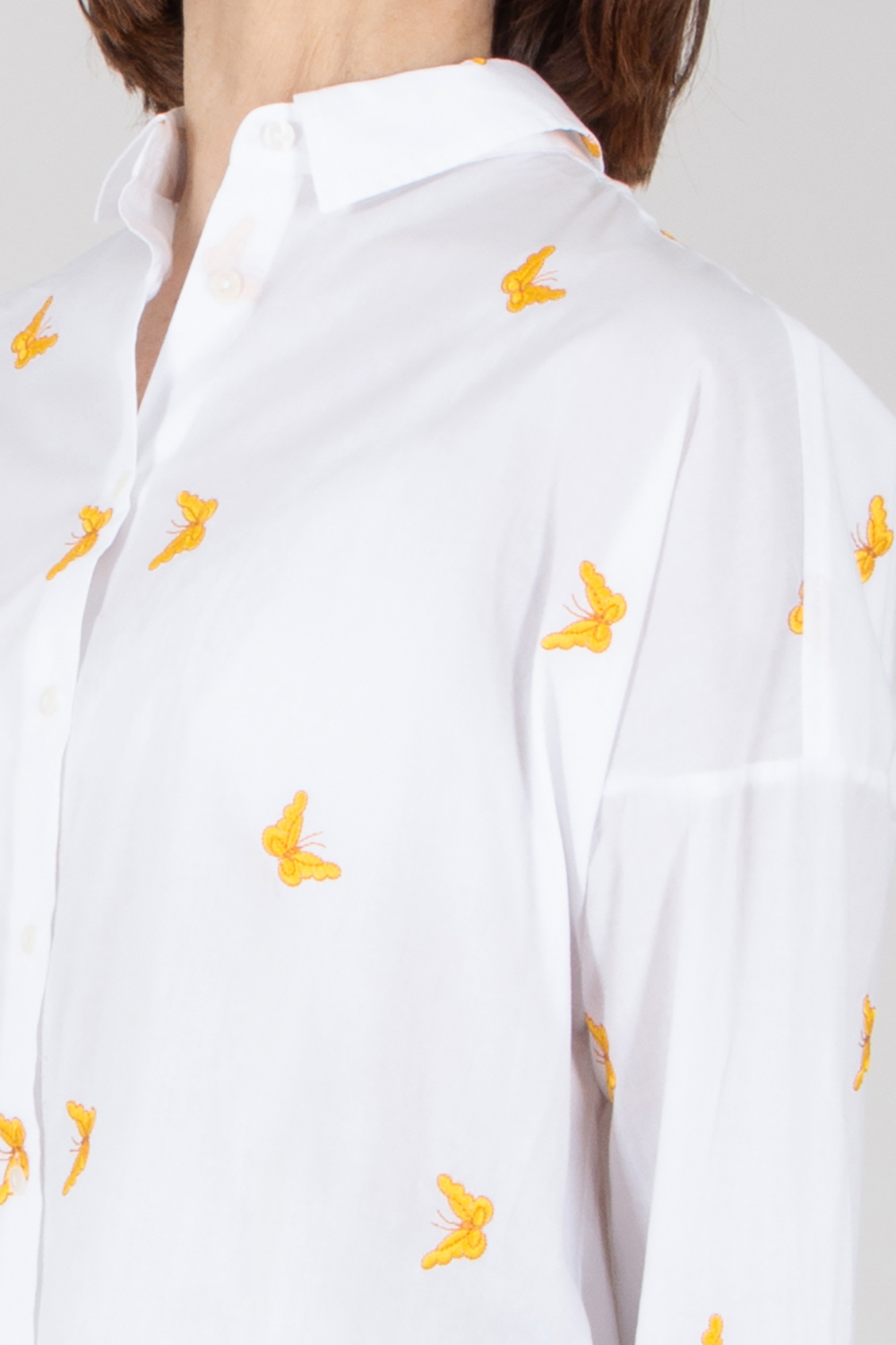 0039 ITALY Loose Fit Butterfly Embroidery Cotton Blouse Lucy