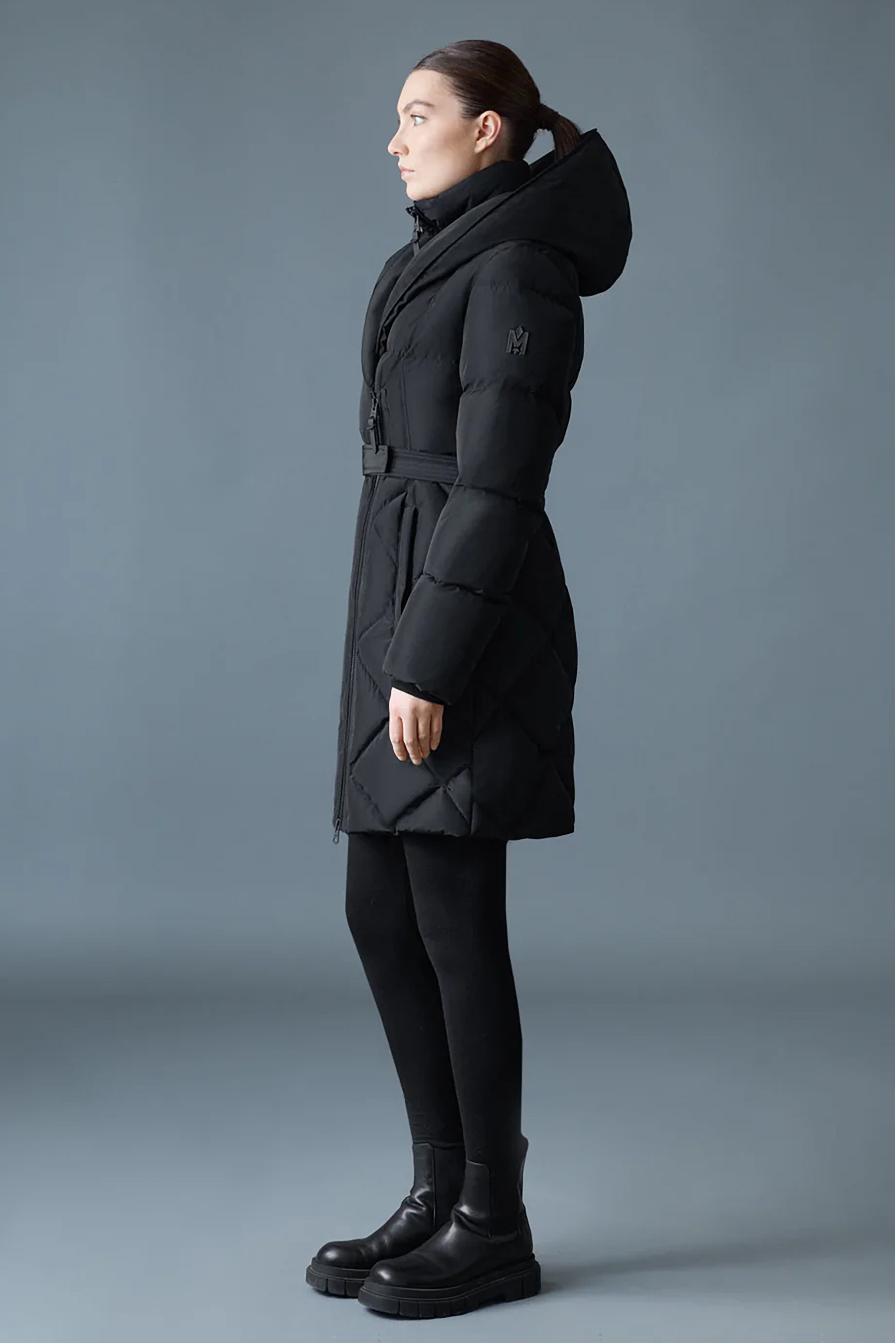 MACKAGE Fitted 2-in-1 Recycled Shell Down Coat Ayumi Bekleidung, Mantel, Person, Jacke