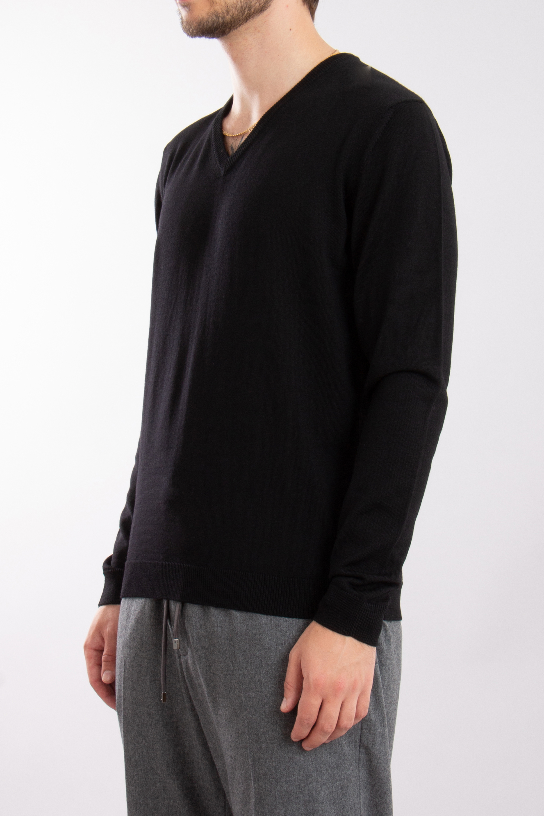 ROBERTO COLLINA Extrafine Wool V-Neck Sweater ROBERTO COLLINA Extrafine Wool V-Neck Sweater