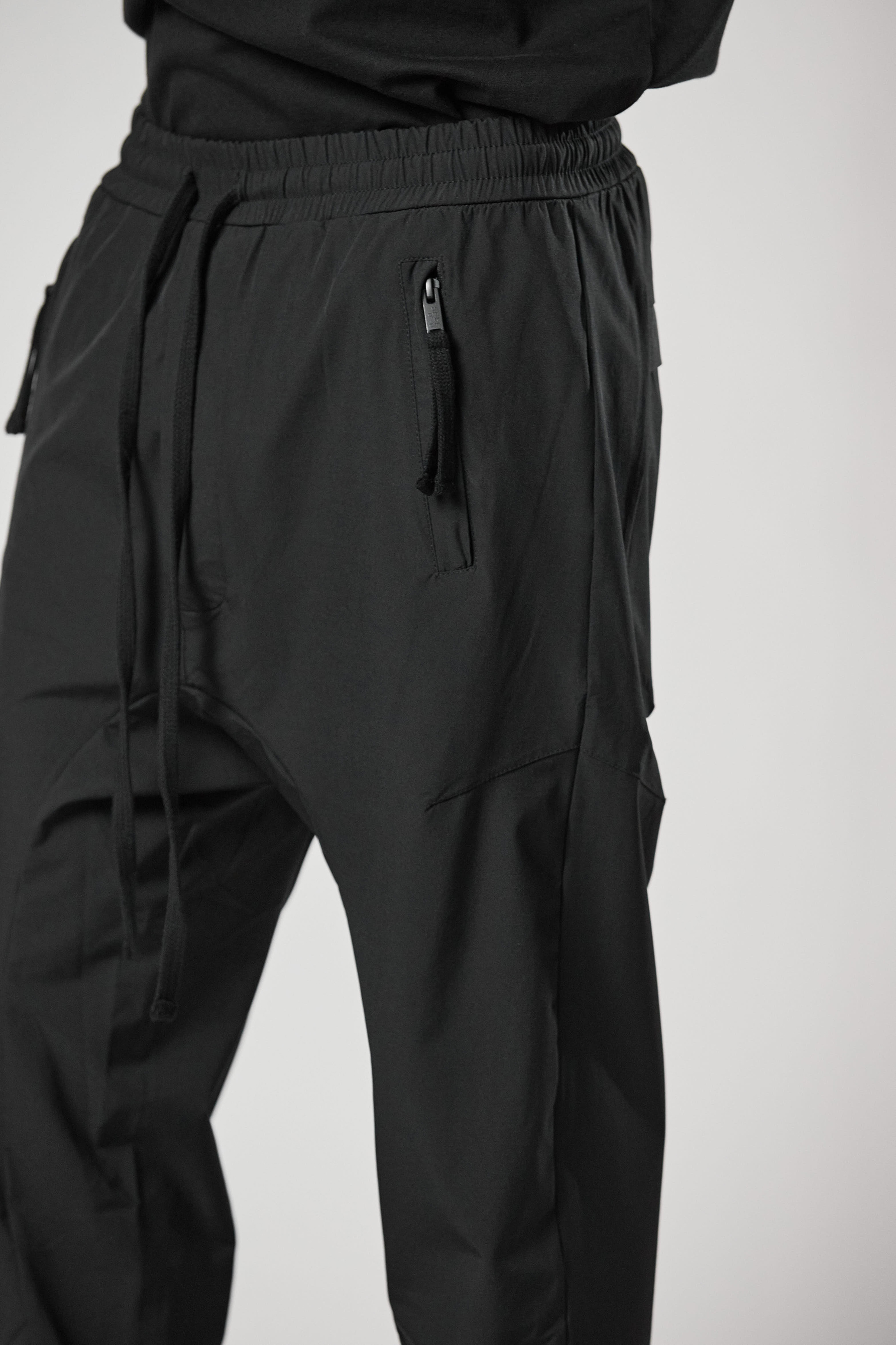 THOM KROM Drop Crotch Nylon Stretch Pants | M | MST454BLACK//M