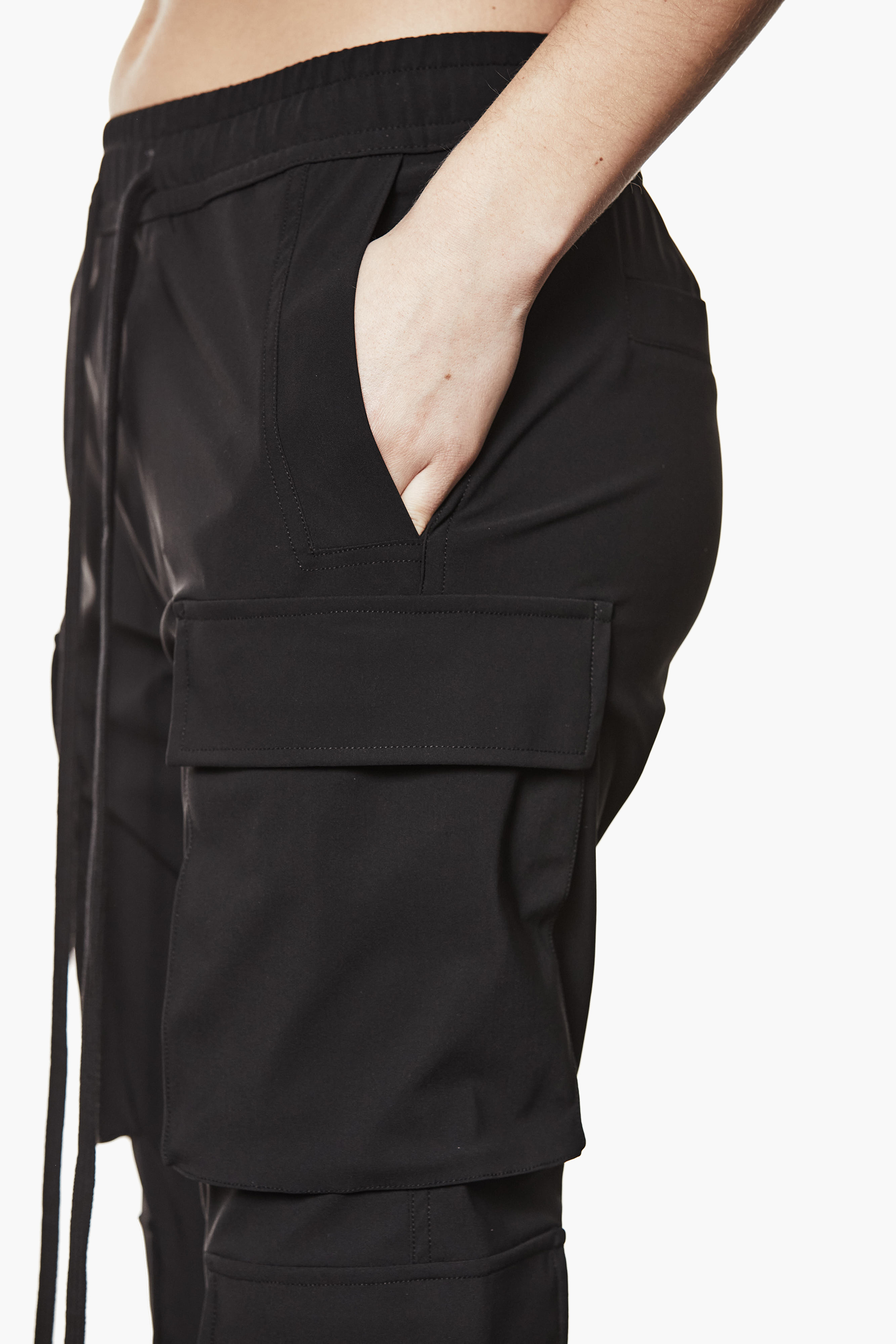 THOM KROM Slim Fit Techno Stretch Cargo Pants Bekleidung, Hosen, Kurze Hosen, Mantel, Jacke
