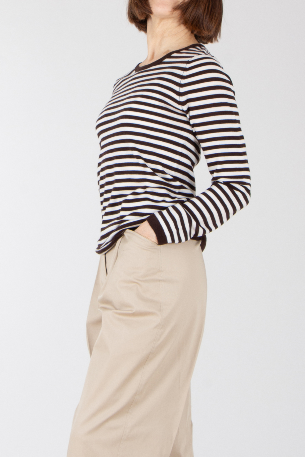 0039 ITALY Regular Fit Striped Wool Sweater Isola