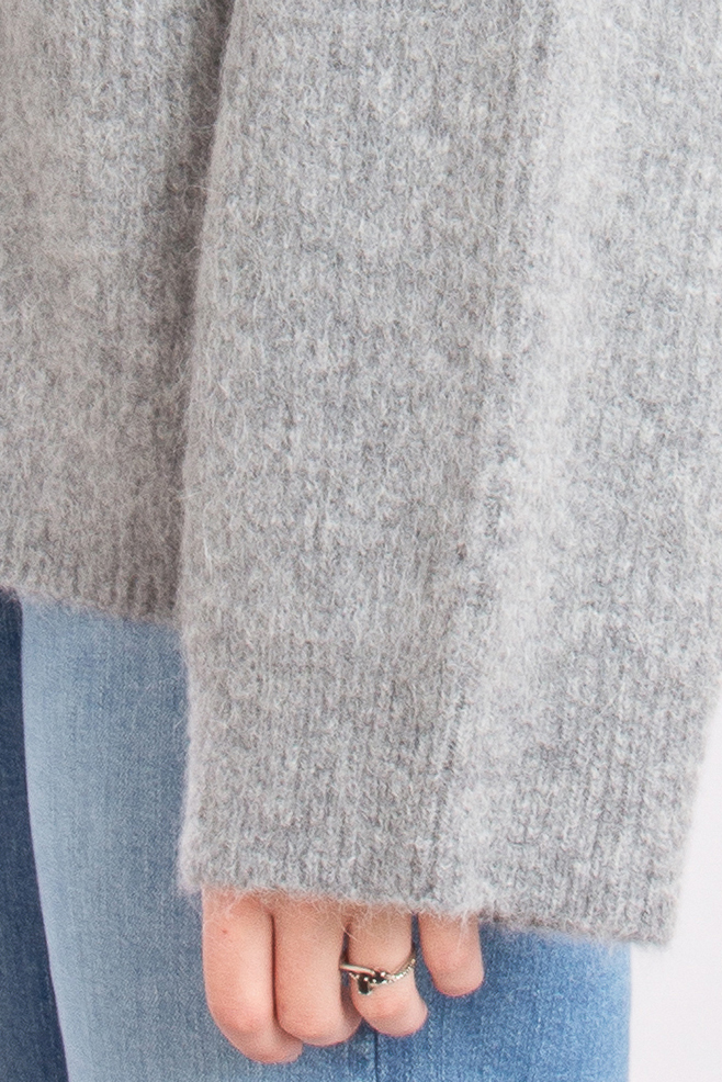 IHEART Oversized Alpaca-Wool-Blend Sweater Ilaydana IHEART Oversized Alpaca-Wool-Blend Sweater Ilaydana
