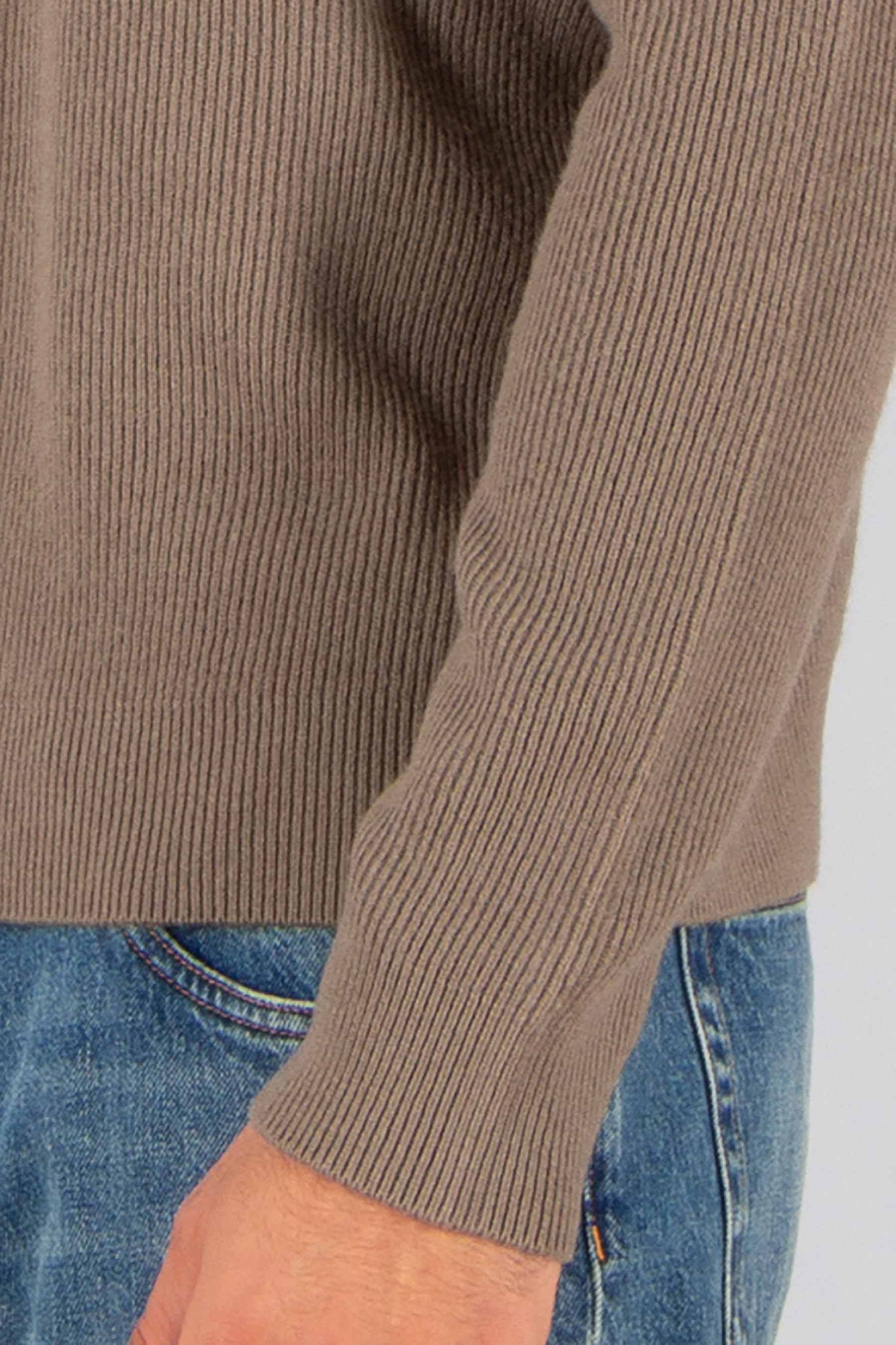 EMPORIO ARMANI Regular Fit Patent Knit Virgin Wool-Cashmere Blend Sweater Bekleidung, Strickwaren, Pullover, Langarm, Jeans