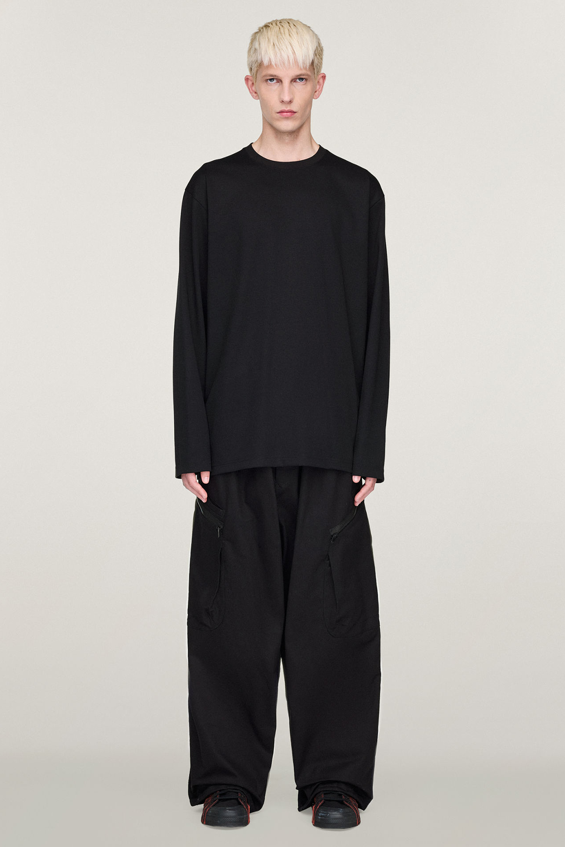 Y-3 Loose Fit Cotton-Hemp Twill Cargo Pants Langarm, Hosen, Erwachsener, Mann, Person