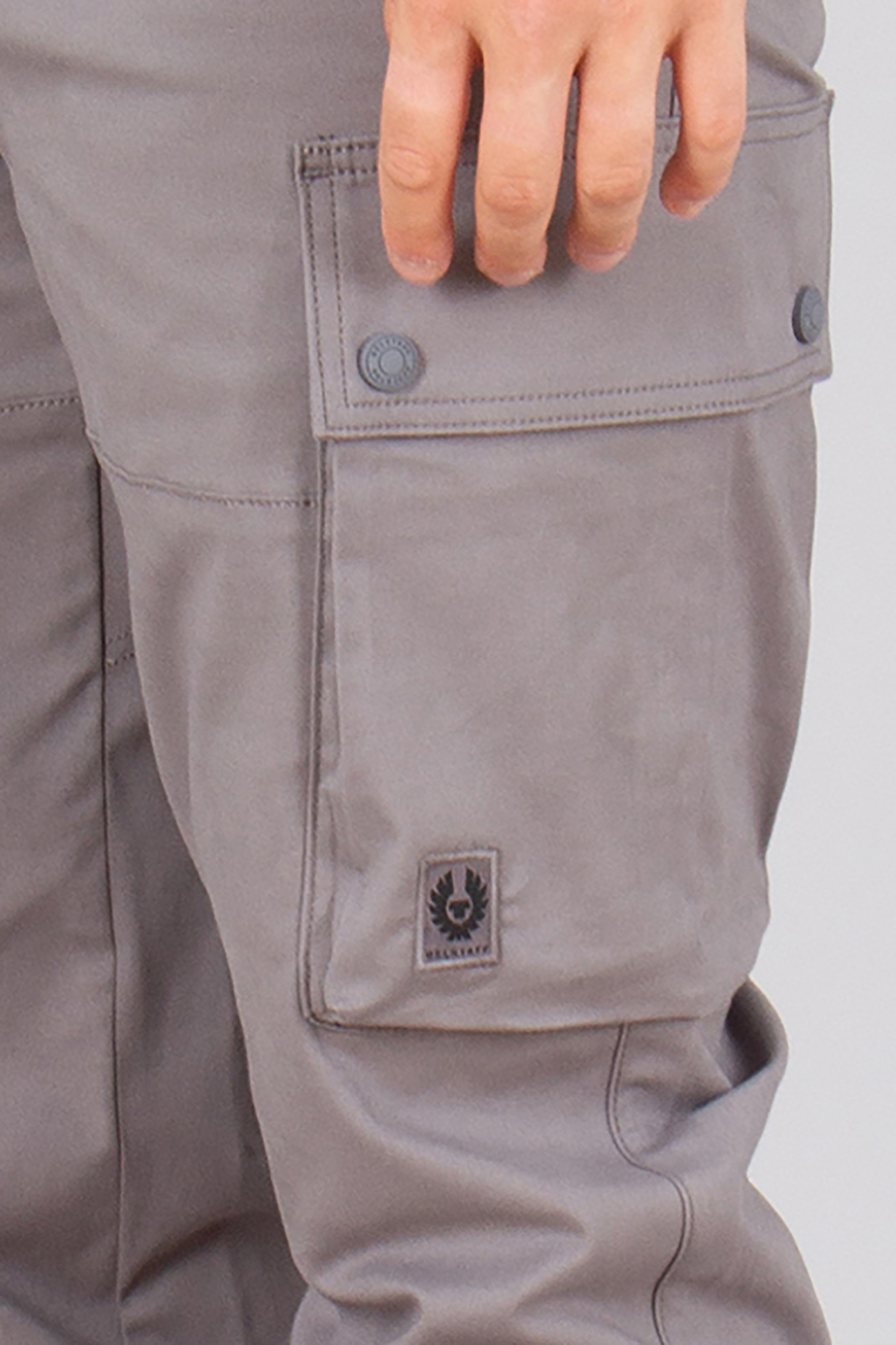 BELSTAFF Regular Fit Cotton Stretch Route Cargo Pants Bekleidung, Hosen, Mantel, Jacke, Person
