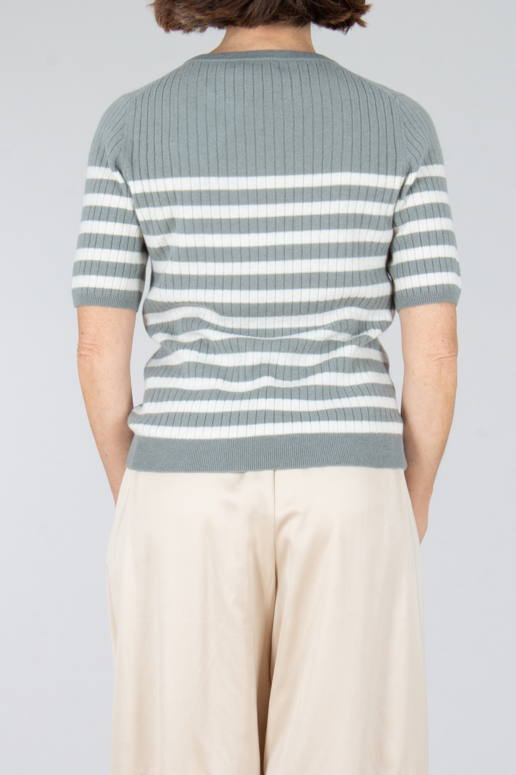 Bluse, Strickwaren, Pullover, Person, Kurze Hose