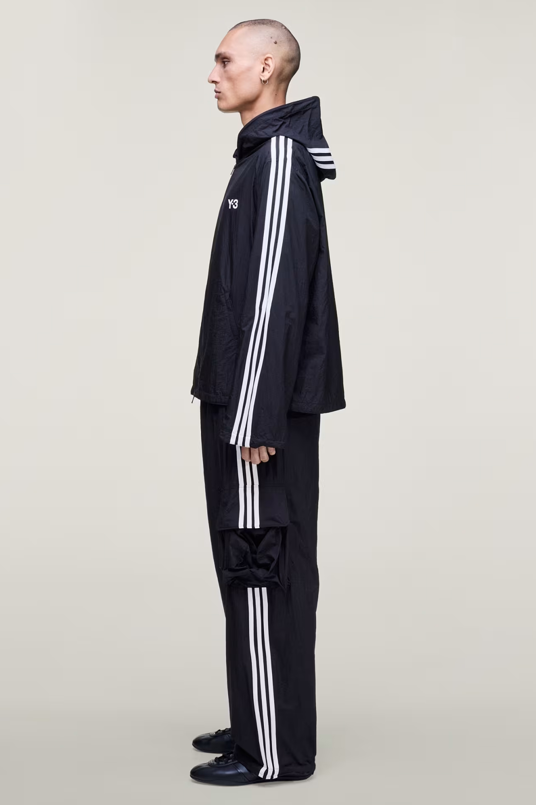 Bekleidung, Mantel, Person, Stehend