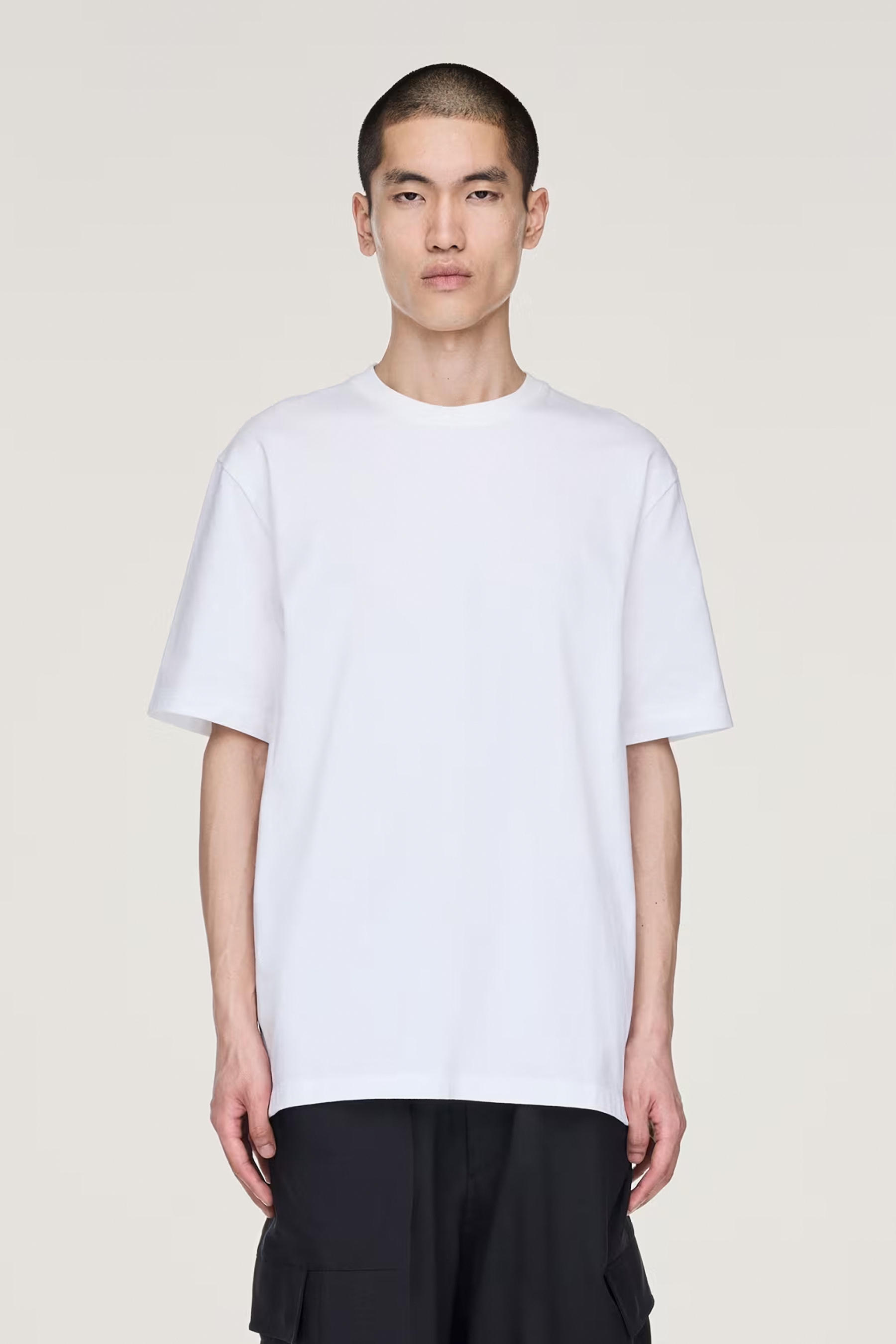 Bekleidung, T-shirt, Ärmel, Person