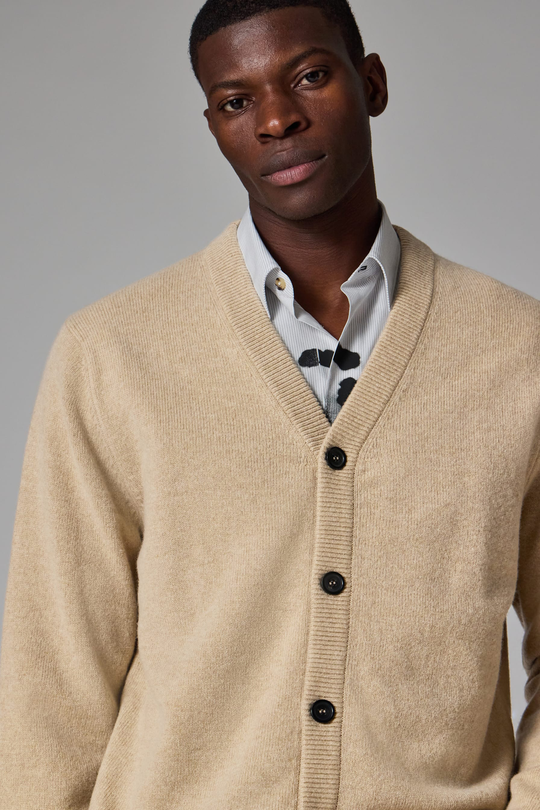 Strickwaren, Pullover, Mantel, Jacke, Blazer