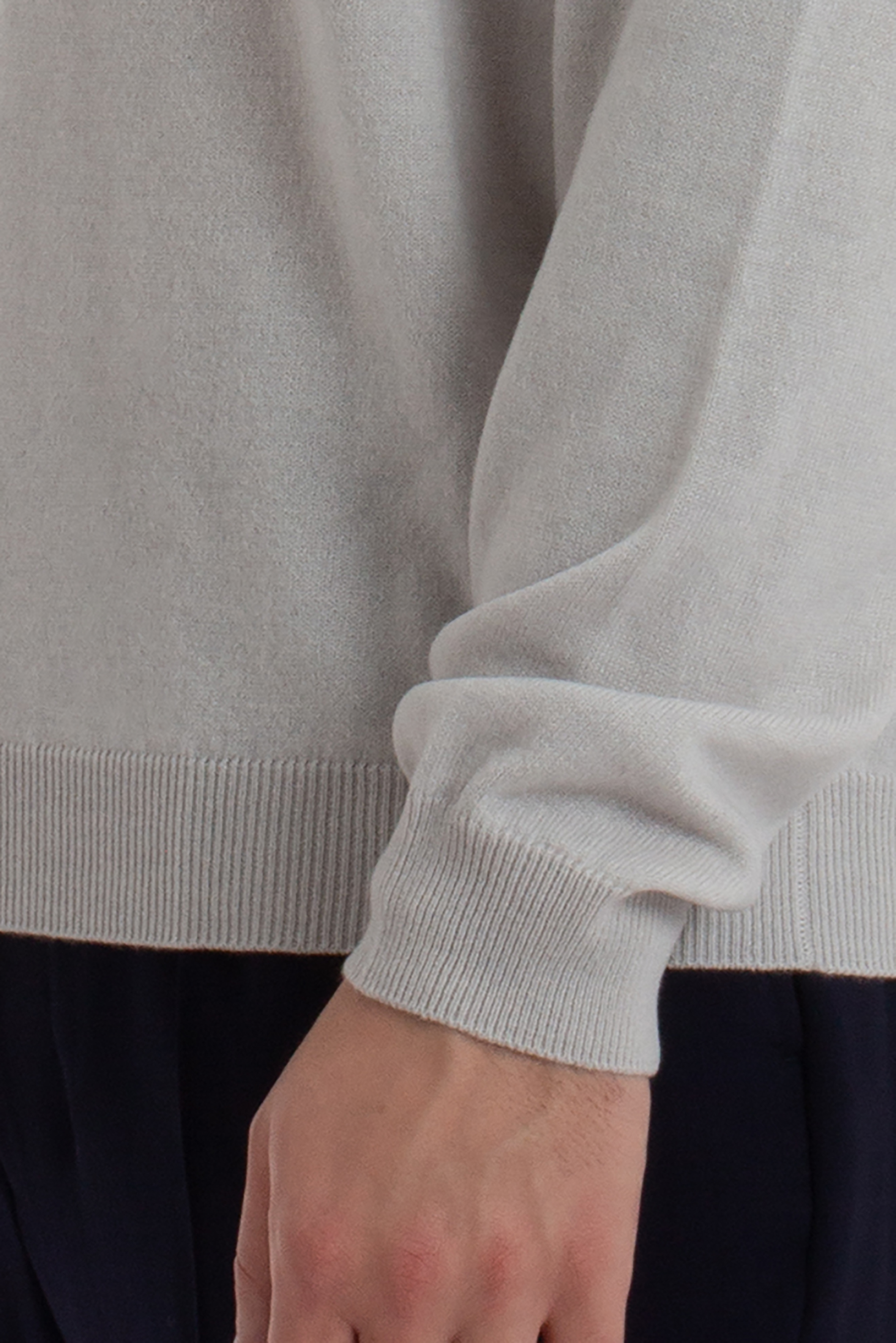 AIDA BARNI Cashmere Crew Neck Sweater AIDA BARNI Cashmere Crew Neck Sweater