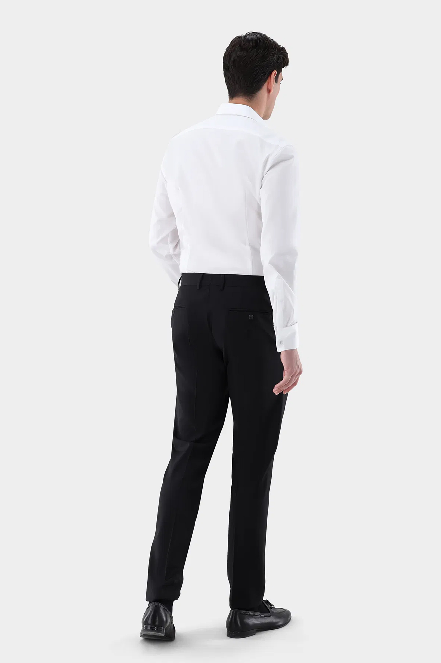 VAN LAACK Slim Fit Cotton Twill Business Shirt Ret-DSFN Hemd, Hosen, Person, Stehend, Formelle Kleidung