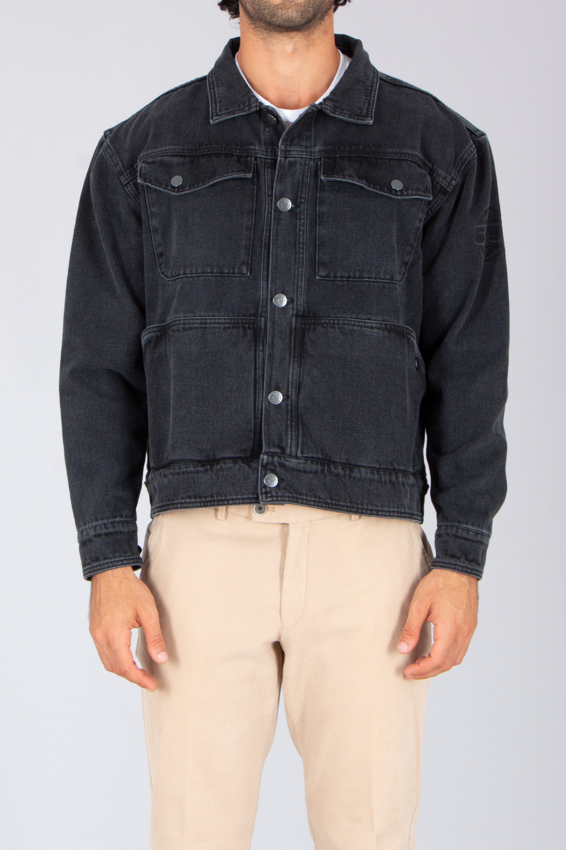 Weste, Mantel, Jacke, Hosen, Person