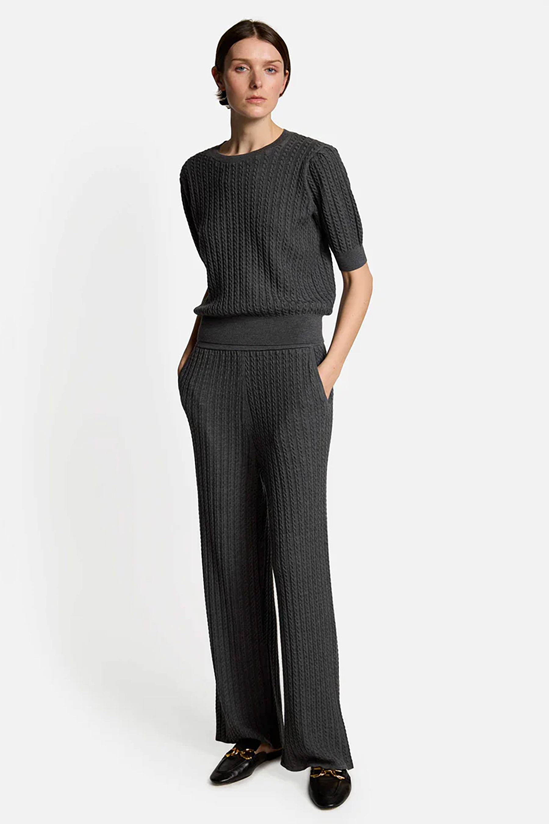 IHEART Slim Fit Cable Knit Wool Short-Sleeve Sweater Sarona Formelle Kleidung, Anzug, Hosen, Kleid, Person