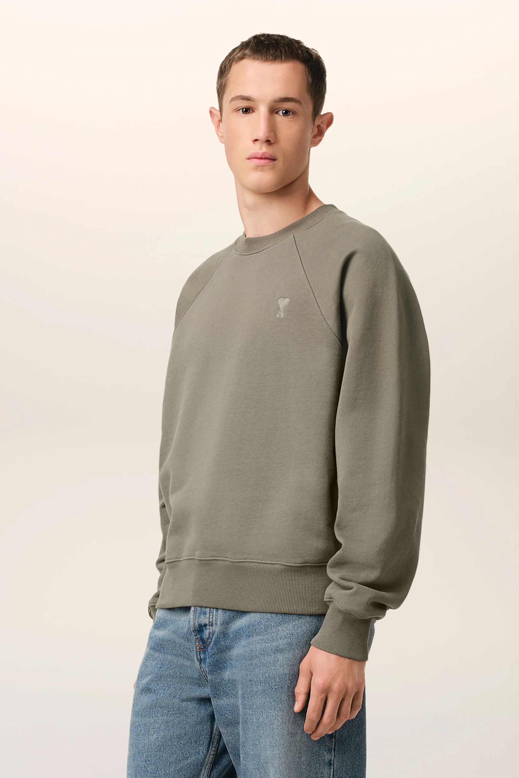 AMI PARIS Boxy Fit Ami de Coeur Organic Cotton Fleece Sweatshirt AMI PARIS Boxy Fit Ami de Coeur Organic Cotton Fleece Sweatshirt