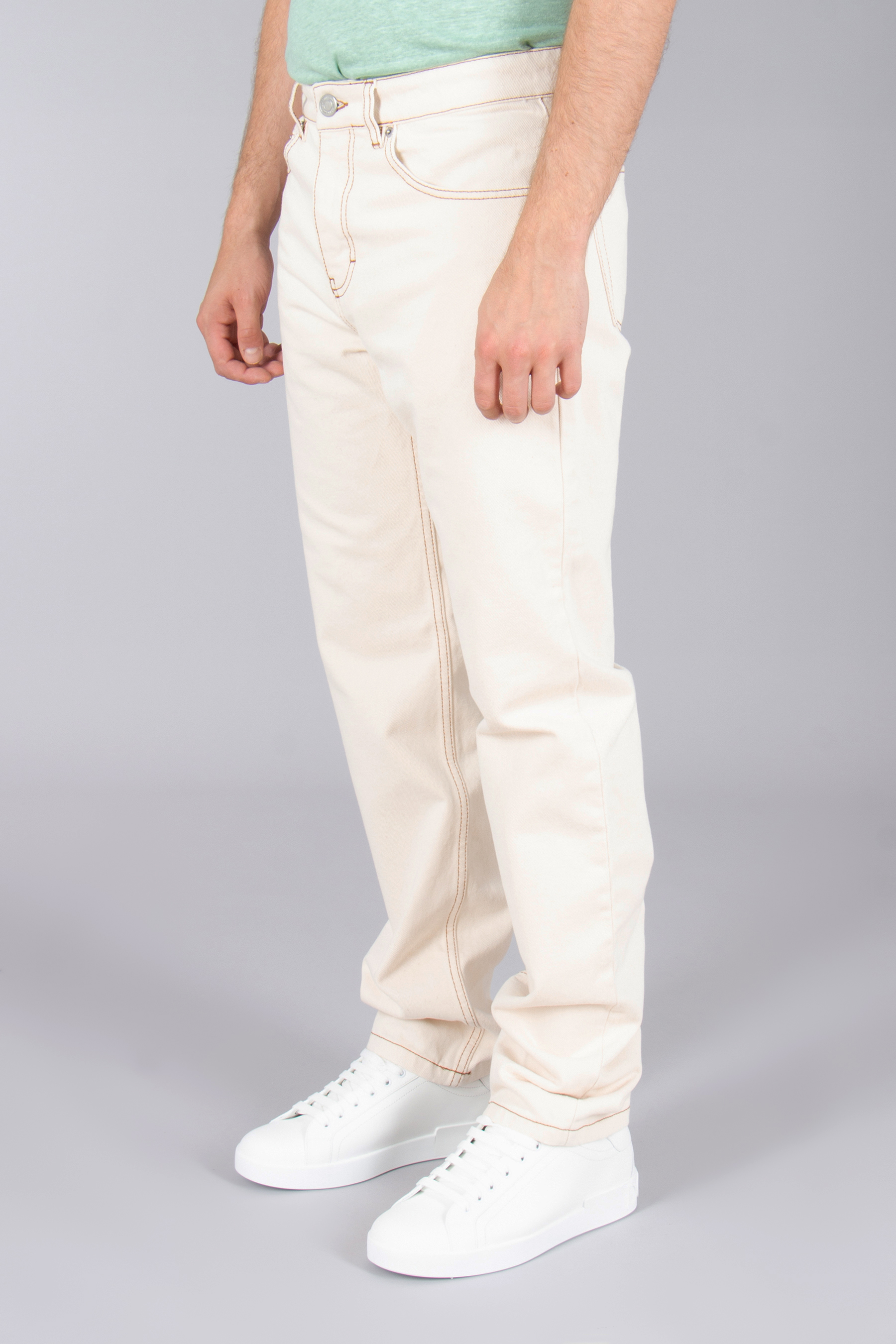 Hosen, Sneaker, Erwachsener, Mann, Person