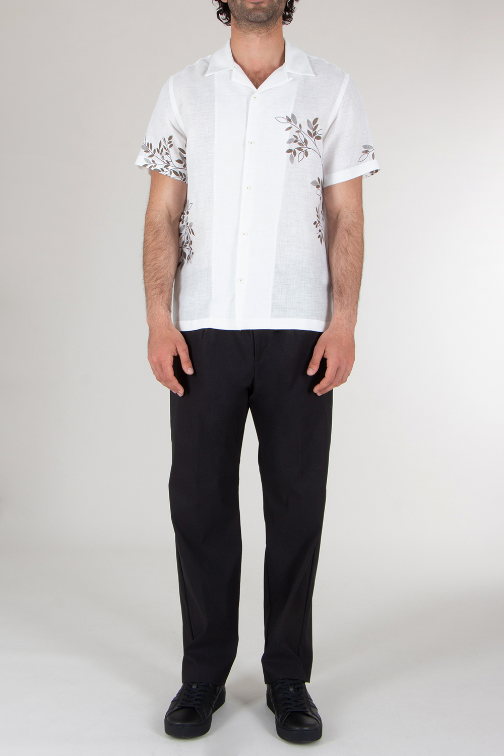 VAN LAACK Short Sleeve Olive Leaf Motif Linen Bowling Shirt