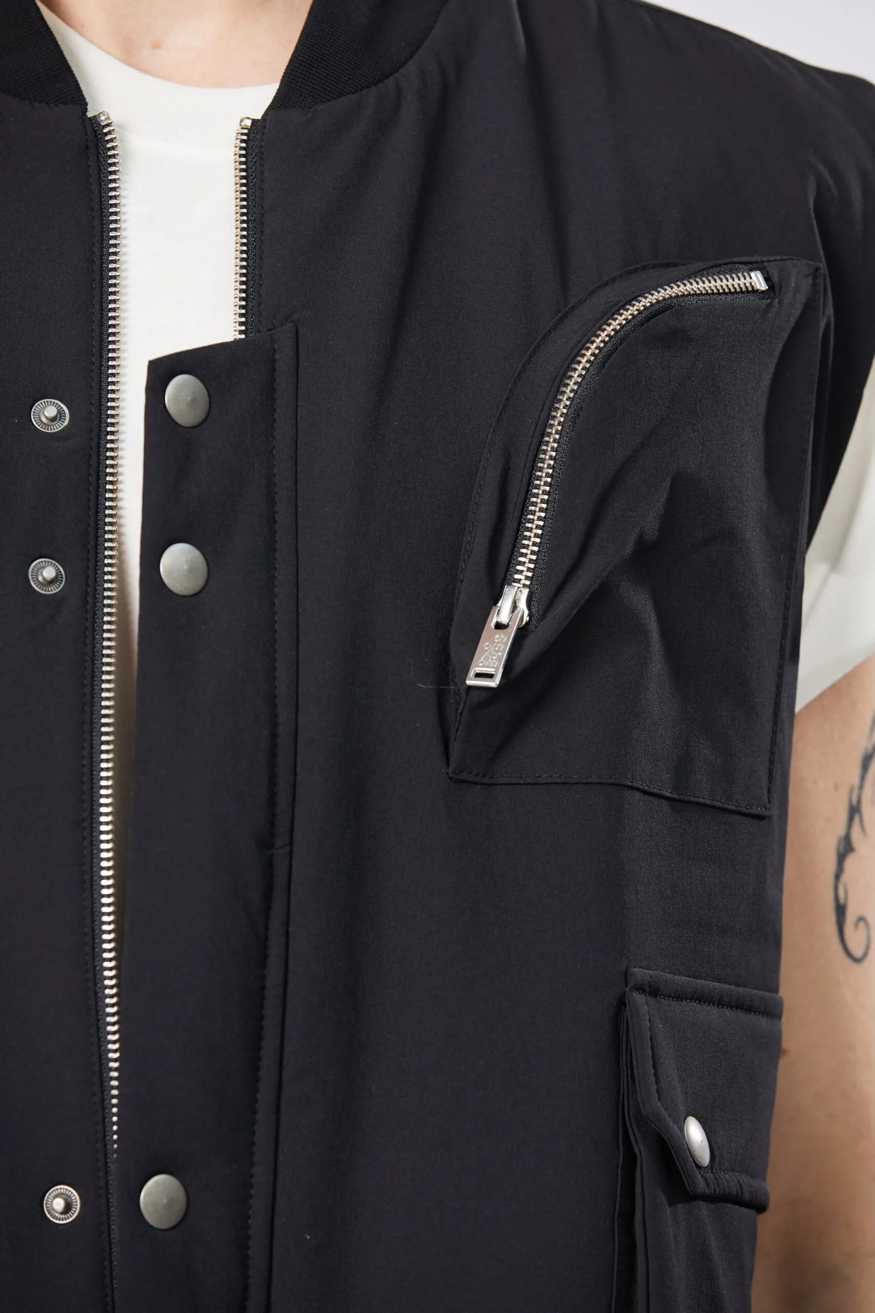 THOM KROM Nylon Stretch Bomber Vest THOM KROM Nylon Stretch Bomber Vest