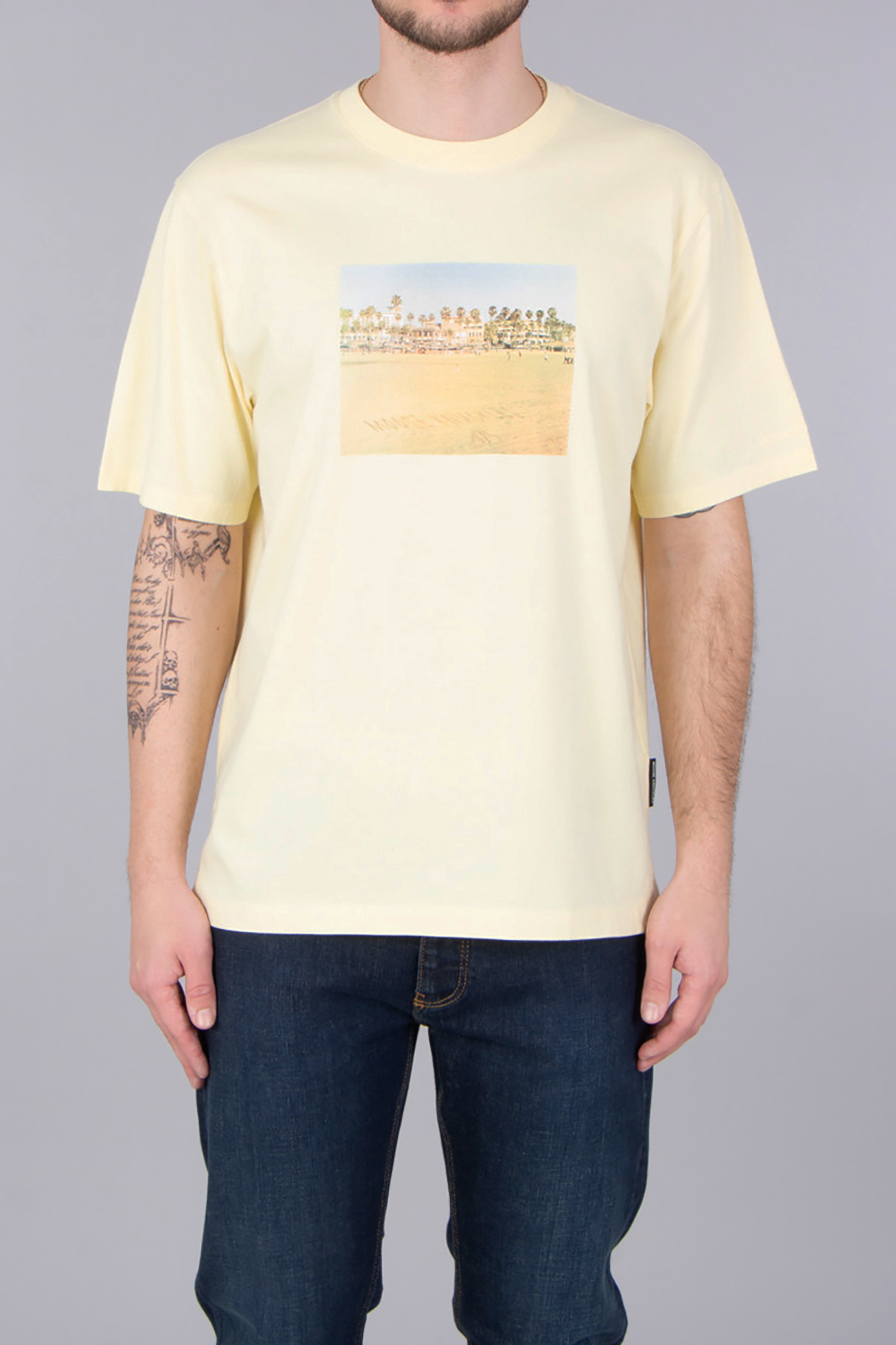 T-shirt, Jeanshose, Erwachsener, Mann, Person