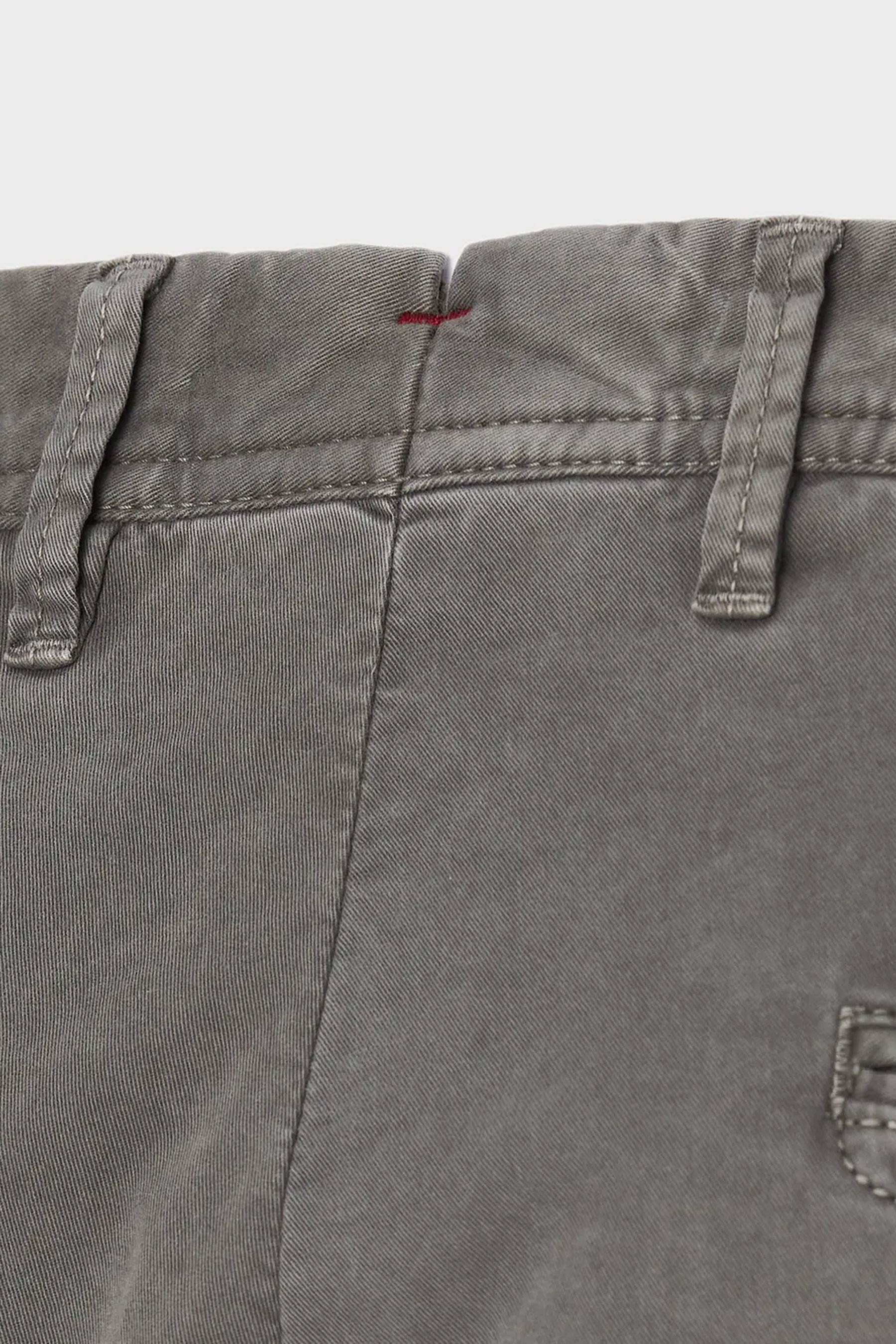 HILTL Modern Slim Fit Cotton Stretch Chino Pants HILTL Modern Slim Fit Cotton Stretch Chino Pants