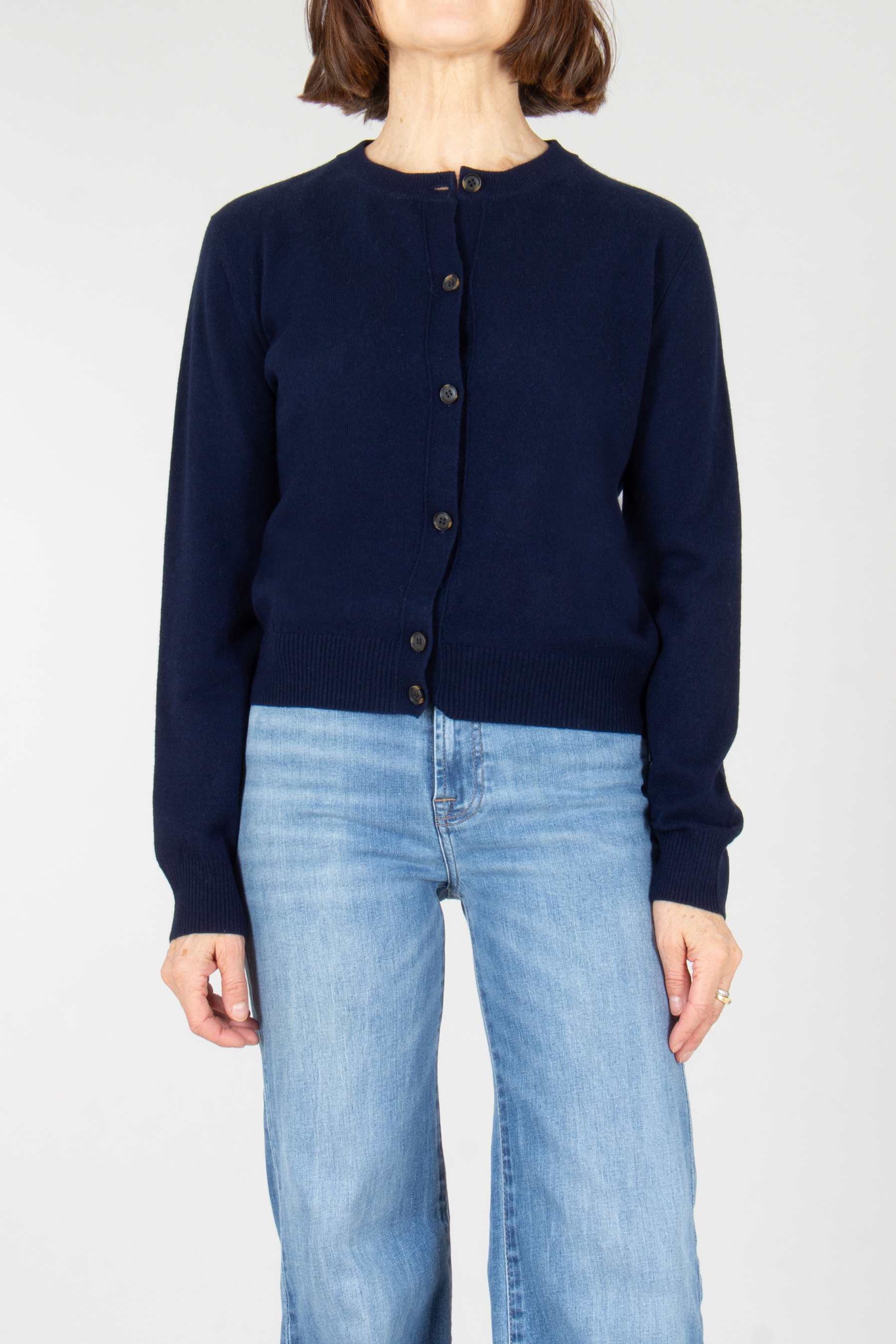 Strickwaren, Pullover, Jeanshose, Person, Frau