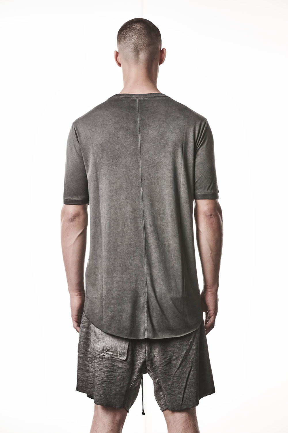 T-shirt, Kurze Hosen, Zurück, Person, Mann