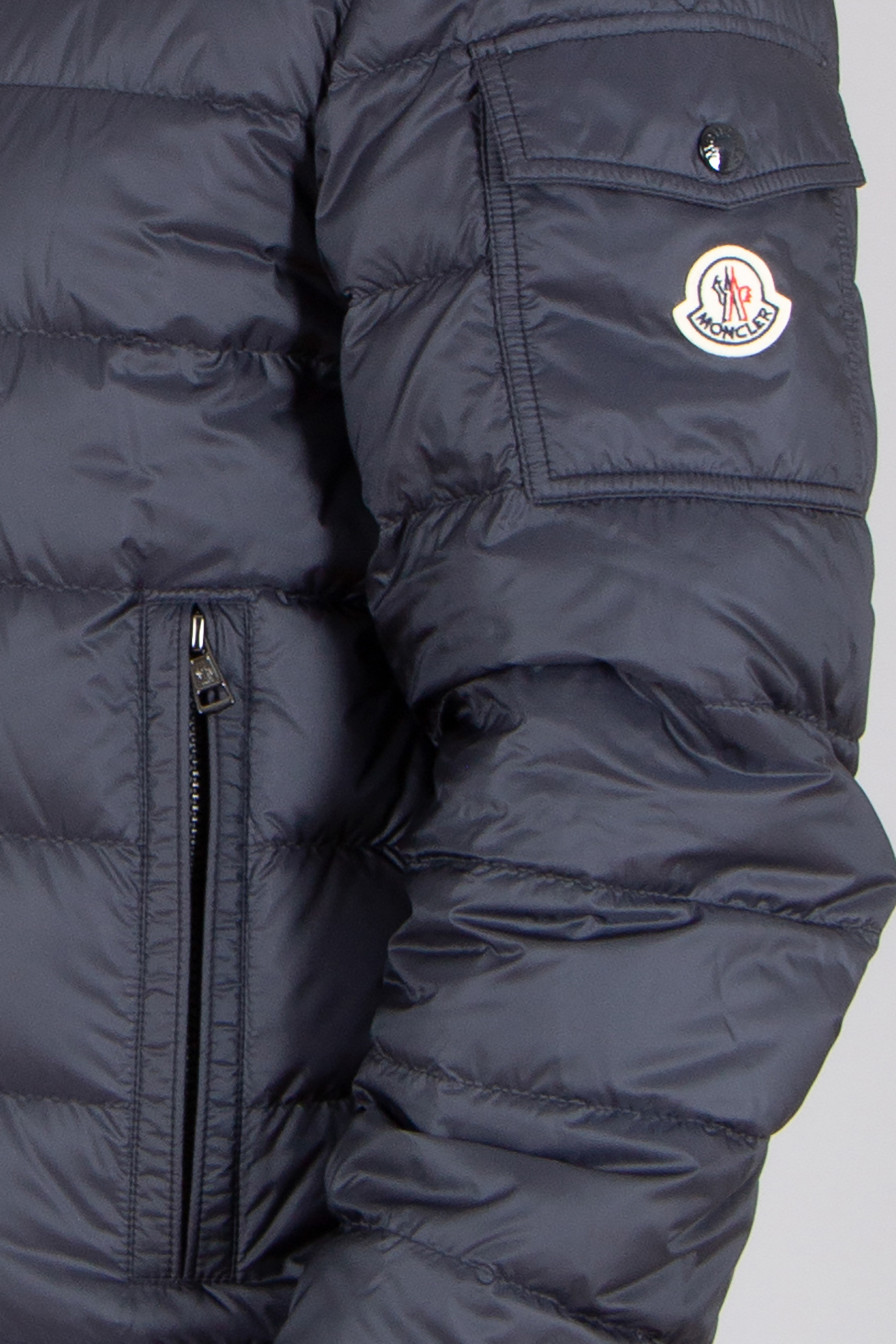 MONCLER Najan Regular Fit Longue Saison Down Jacket Bekleidung, Mantel, Jacke
